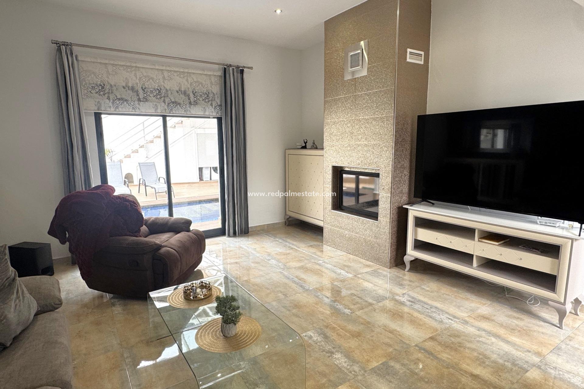 Reventa - Villa -
Pilar de la Horadada - Torre de la Horadada