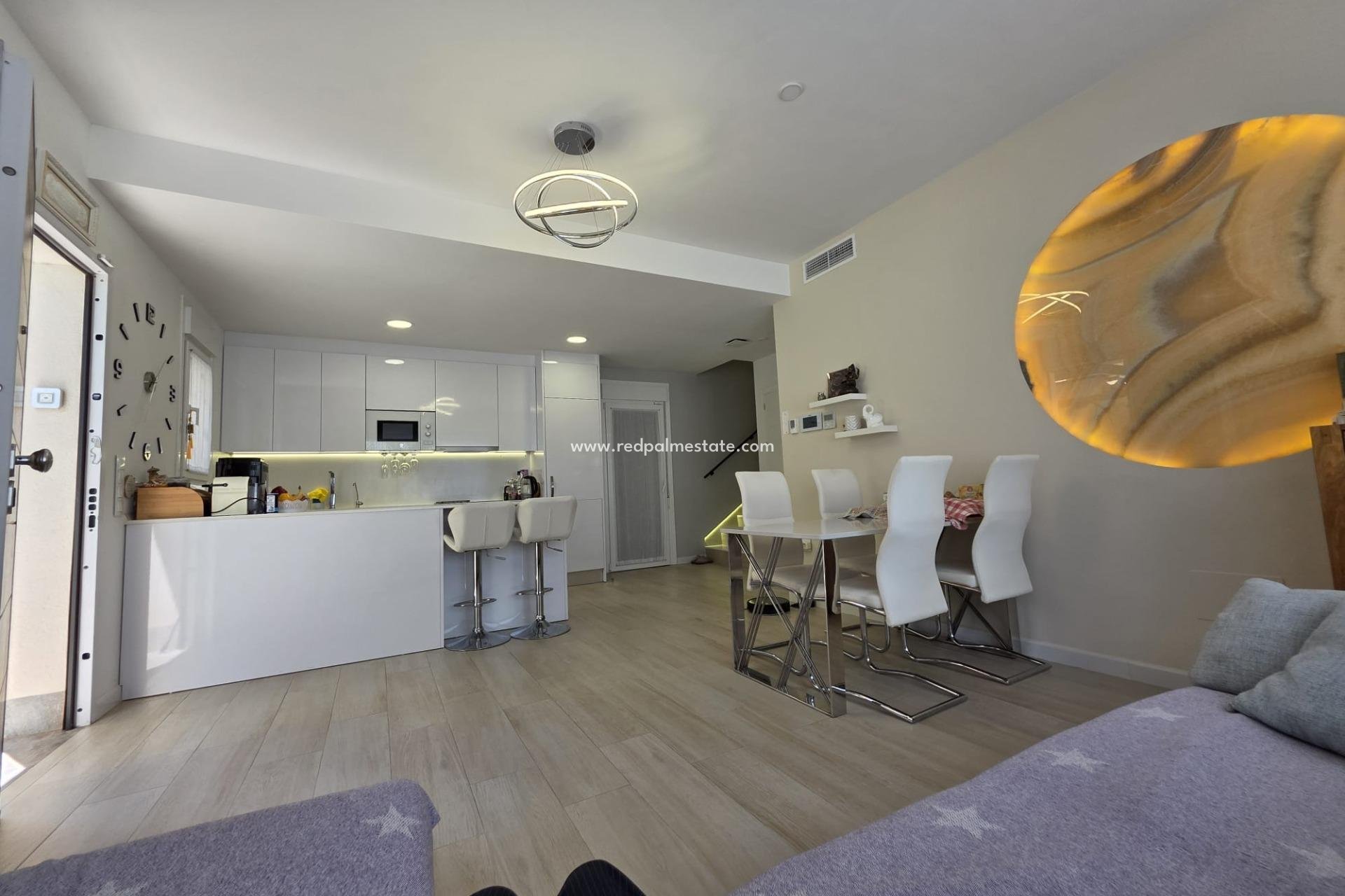 Reventa - Villa -
Pilar de la Horadada - Zona Pueblo