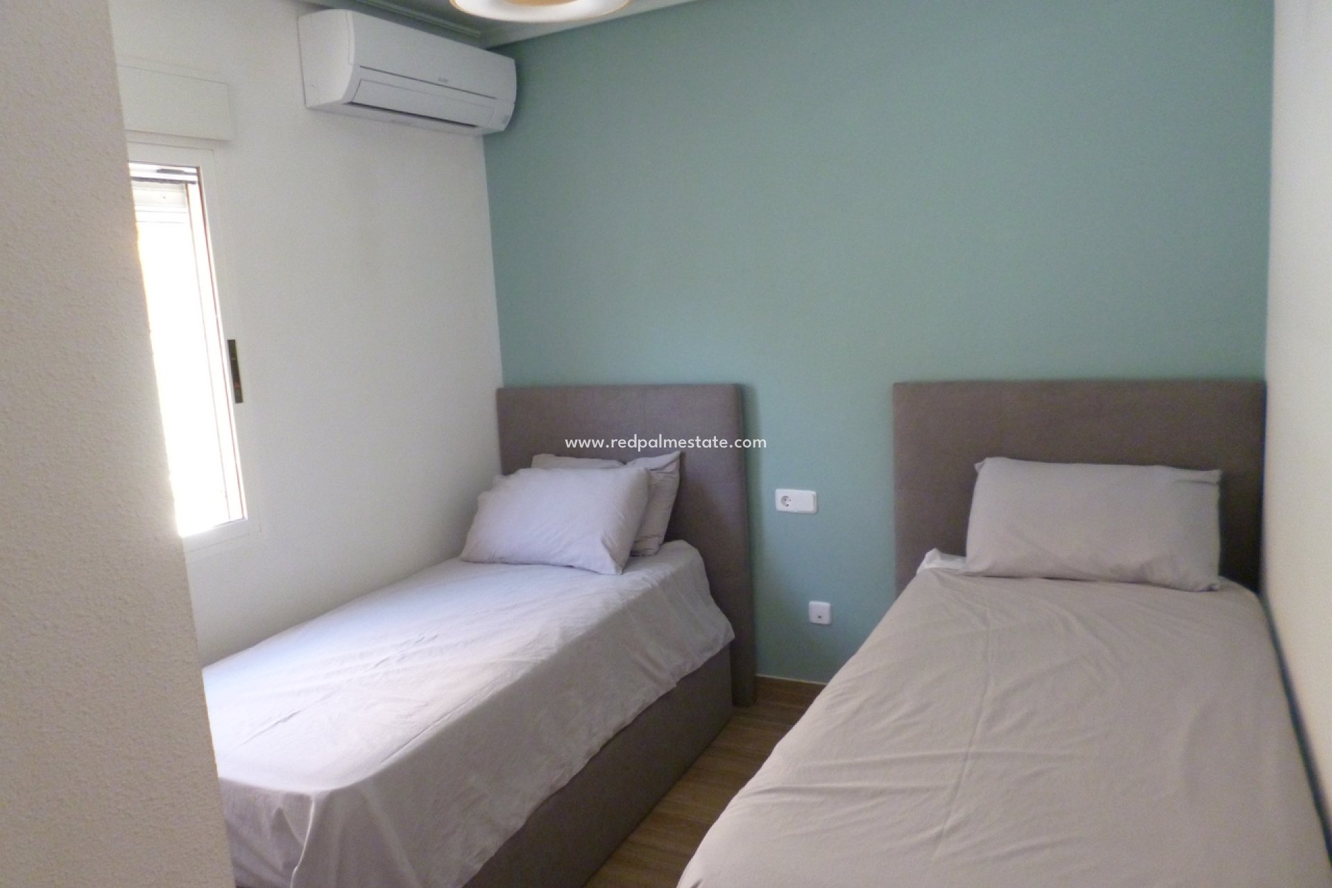 Reventa - Villa -
Pilar de la Horadada