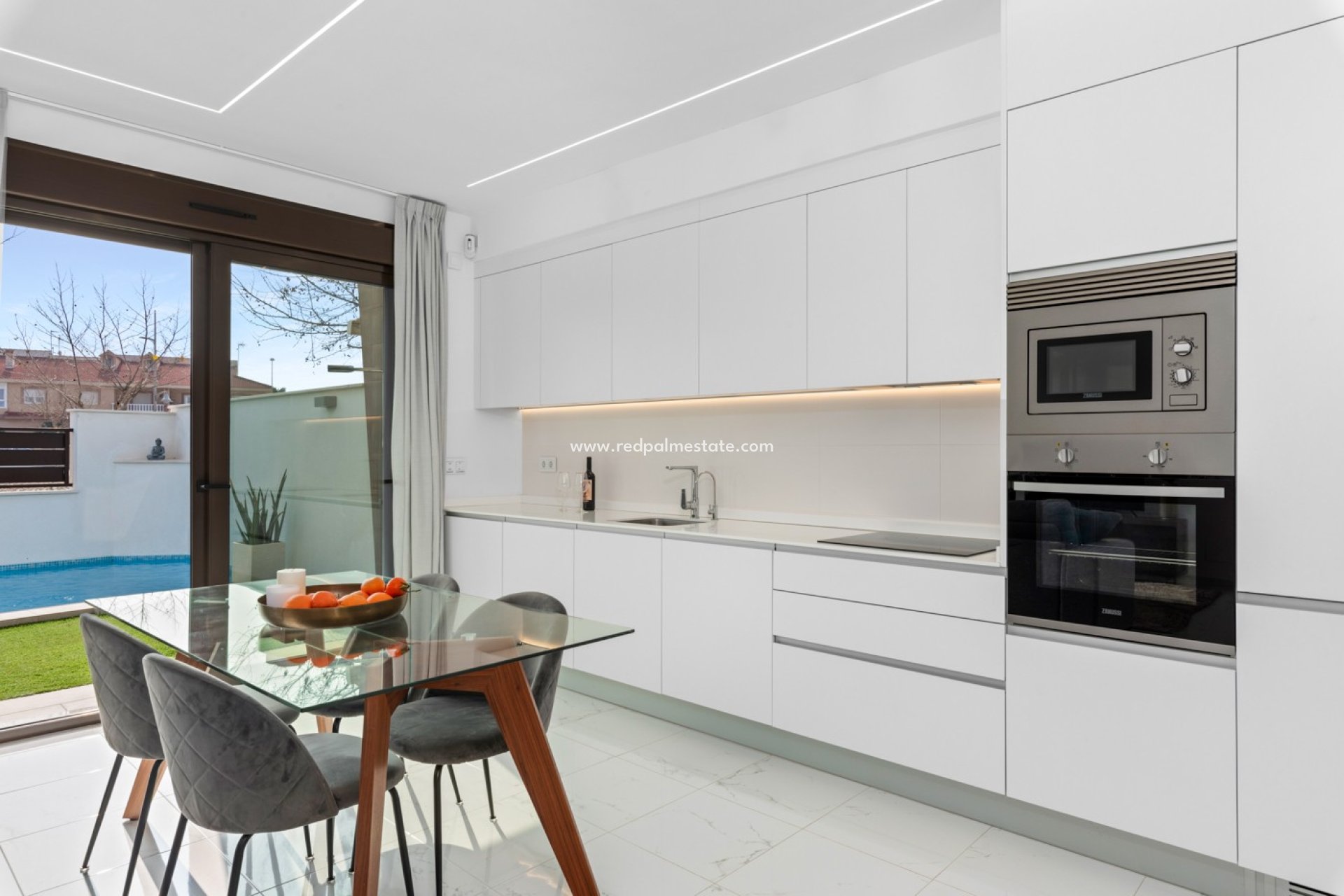 Reventa - Villa -
Pilar de la Horadada