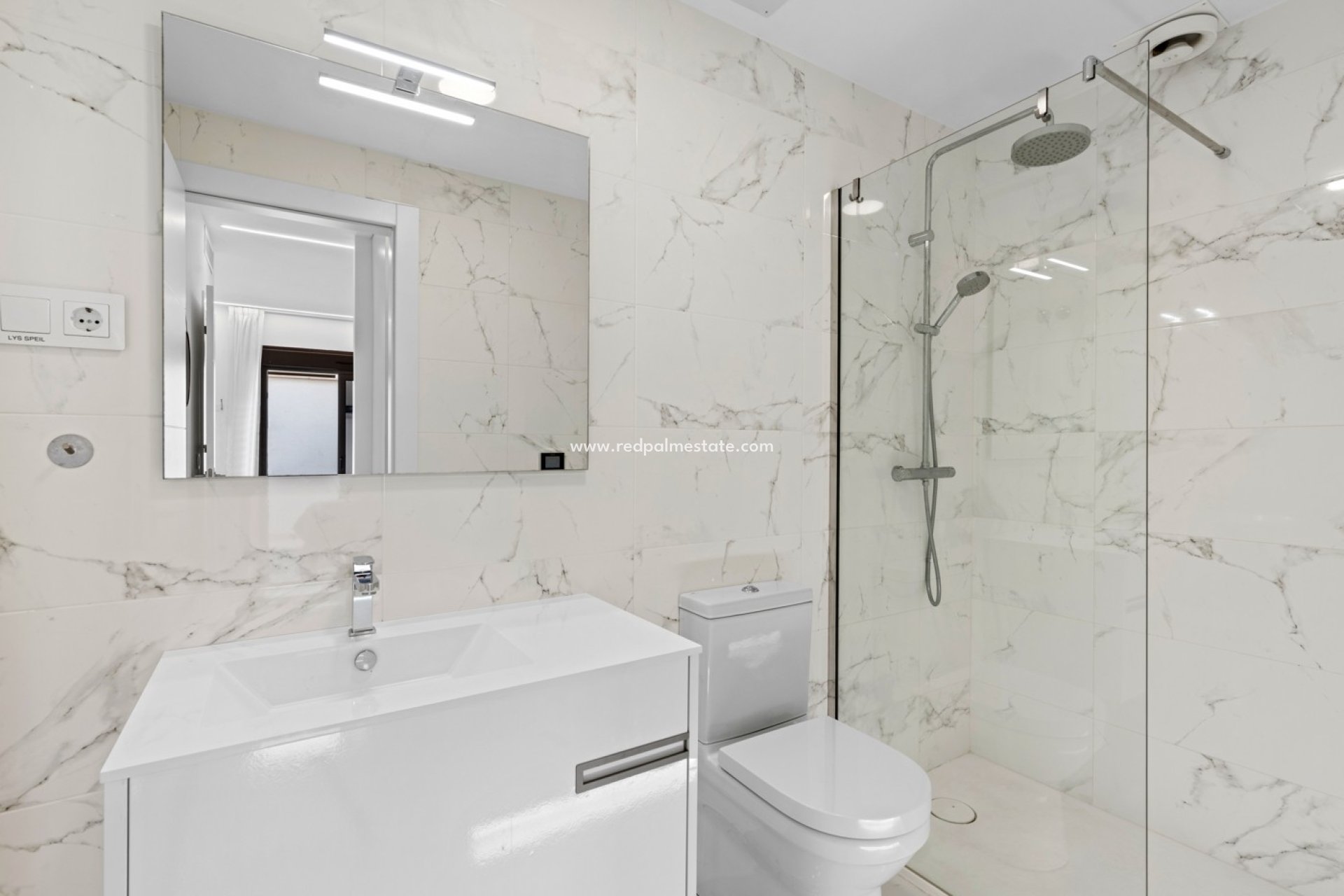 Reventa - Villa -
Pilar de la Horadada