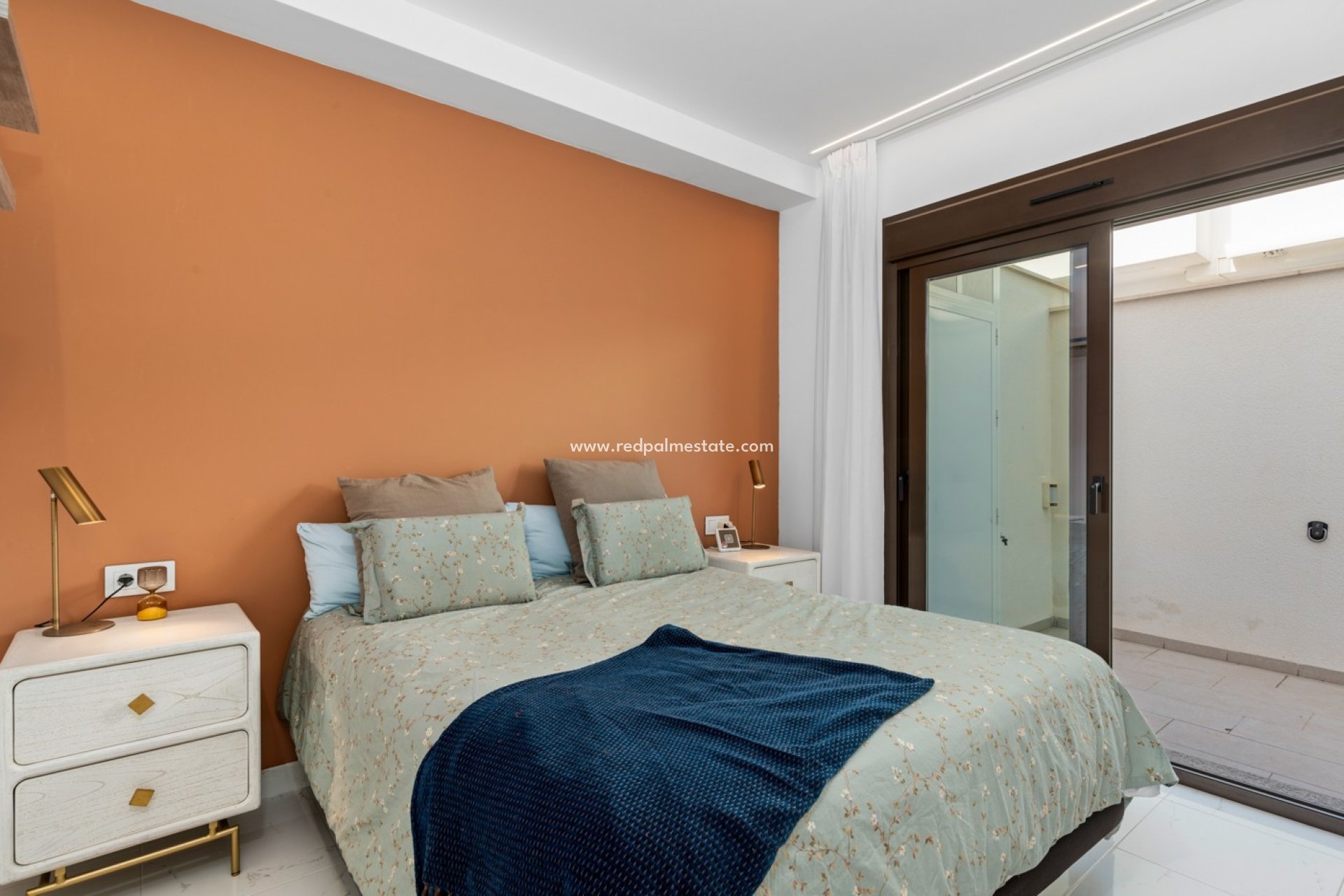 Reventa - Villa -
Pilar de la Horadada