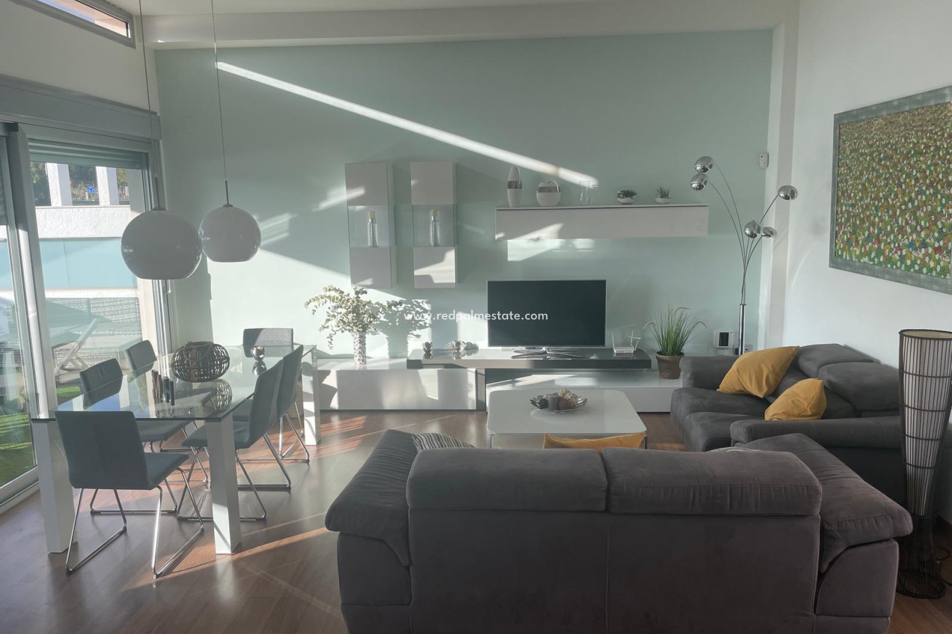 Reventa - Villa -
Pilar de la Horadada