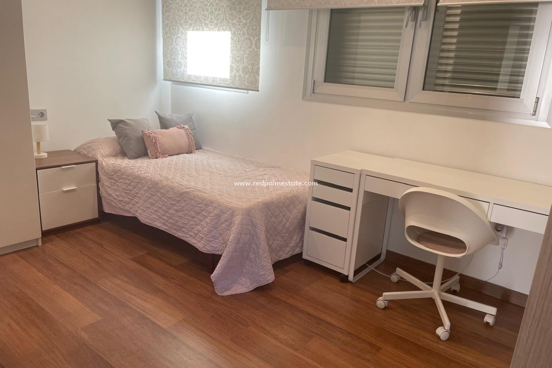 Reventa - Villa -
Pilar de la Horadada