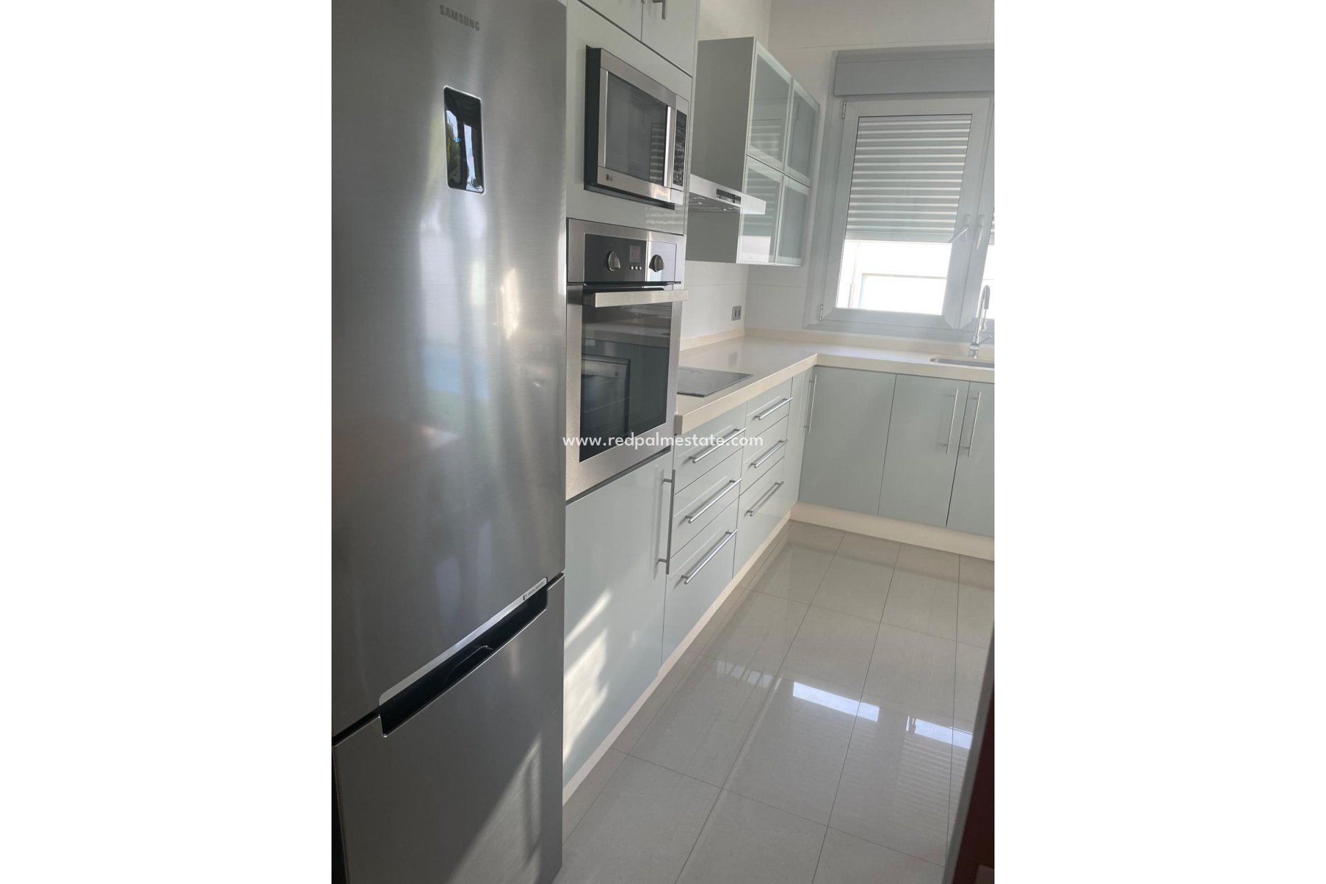 Reventa - Villa -
Pilar de la Horadada