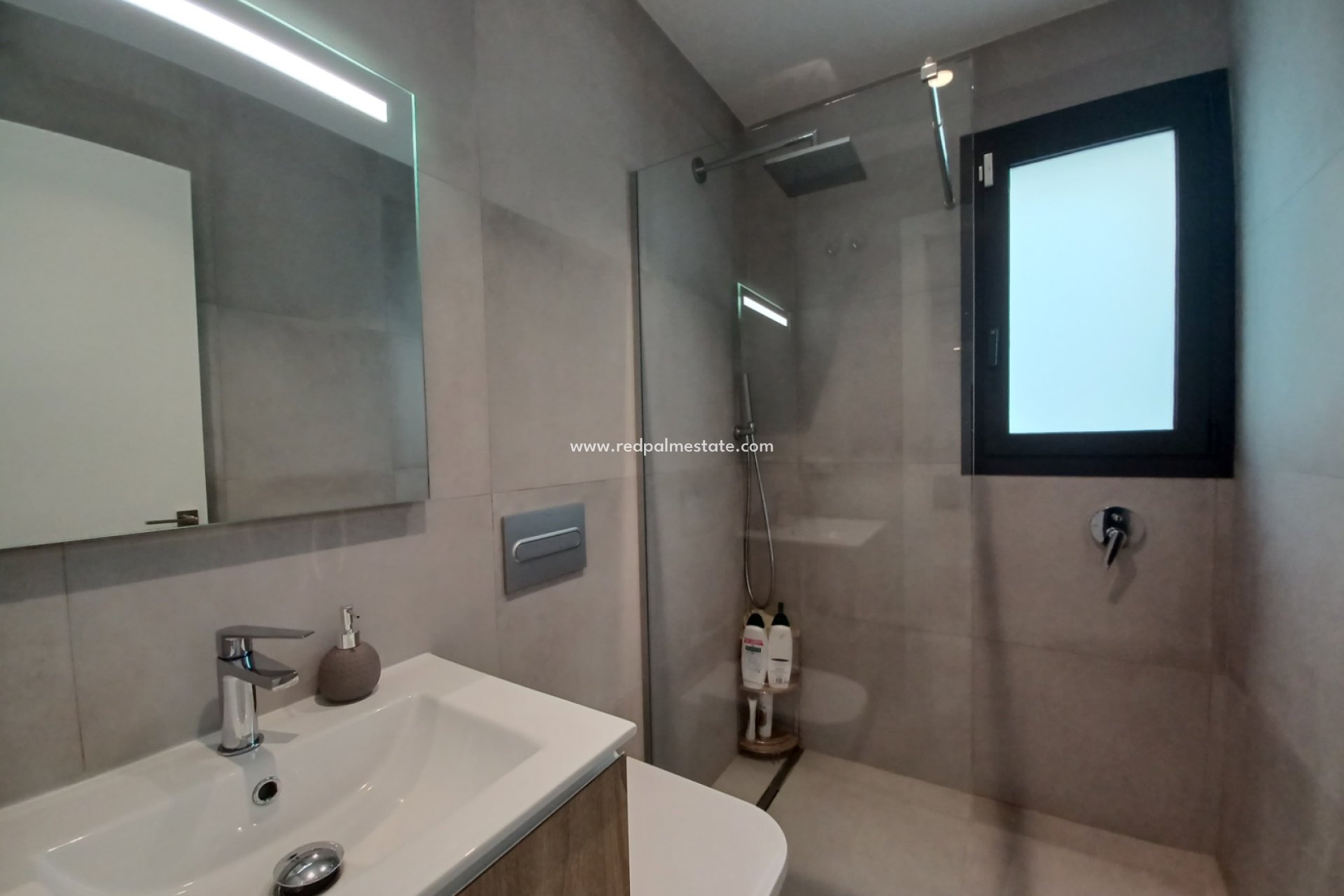 Reventa - Villa -
Pilar de la Horadada