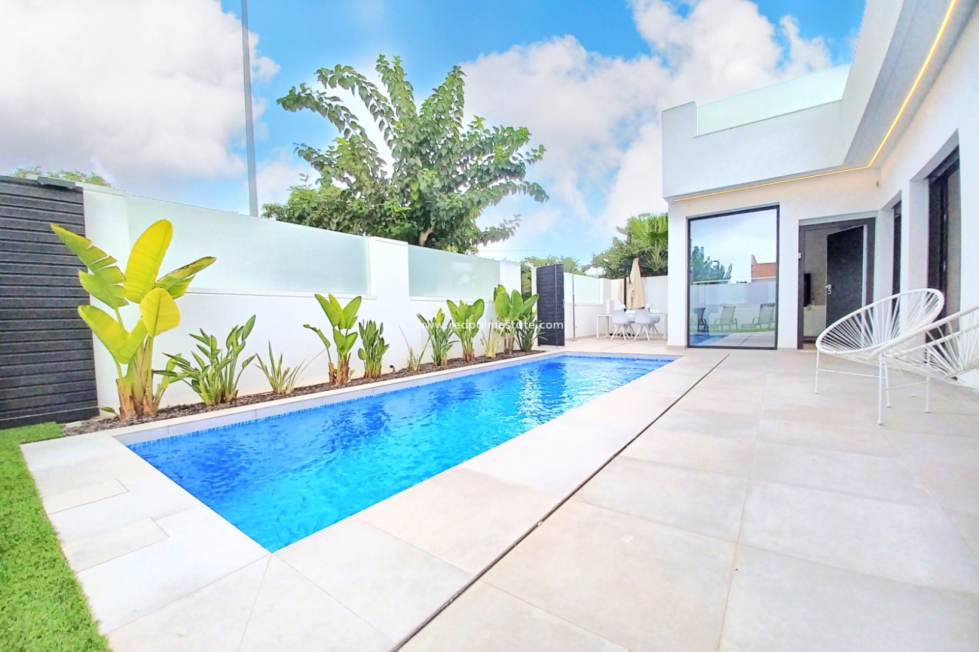 Reventa - Villa -
Pilar de la Horadada