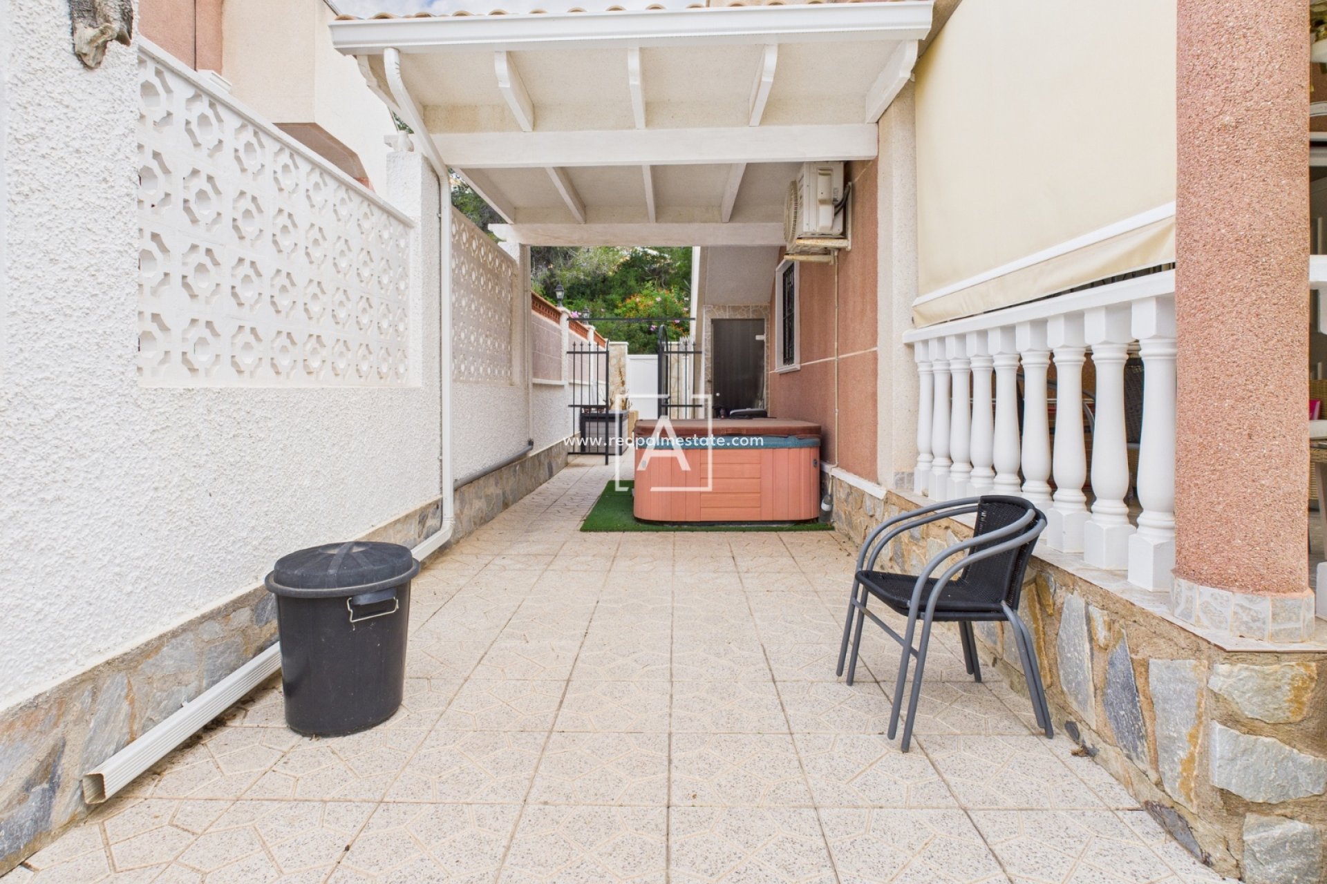 Reventa - Villa -
Pinar de Campoverde - Inland