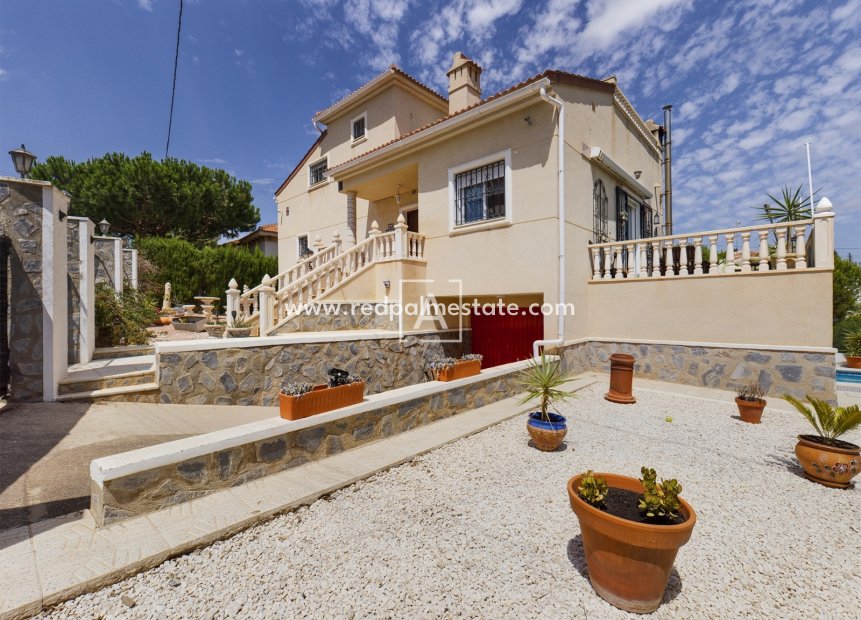 Reventa - Villa -
Pinar de Campoverde