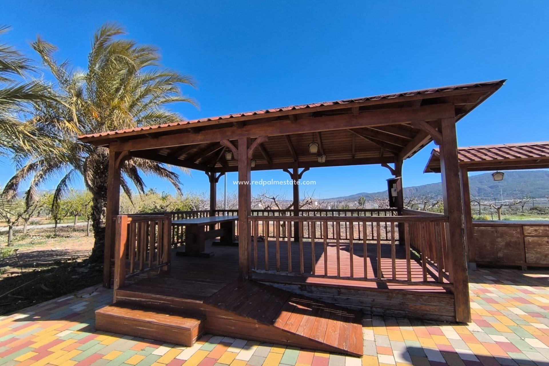 Reventa - Villa -
Pinoso - Inland