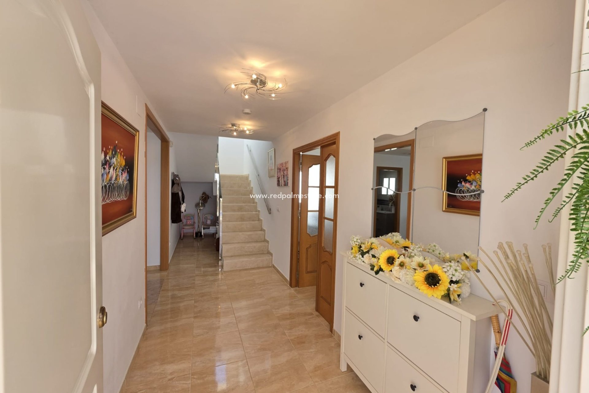 Reventa - Villa -
Pinoso - Inland