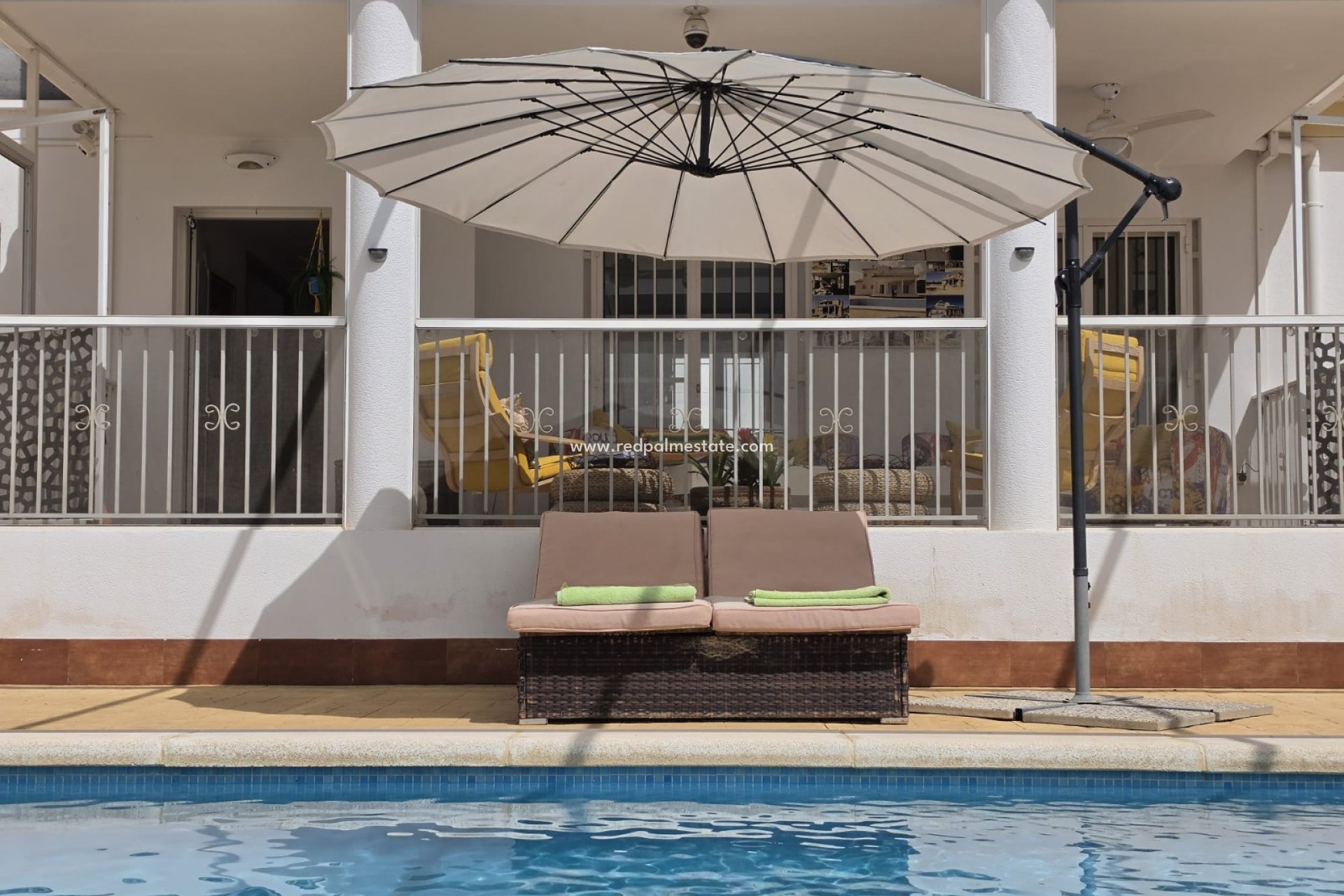 Reventa - Villa -
Pinoso - Inland