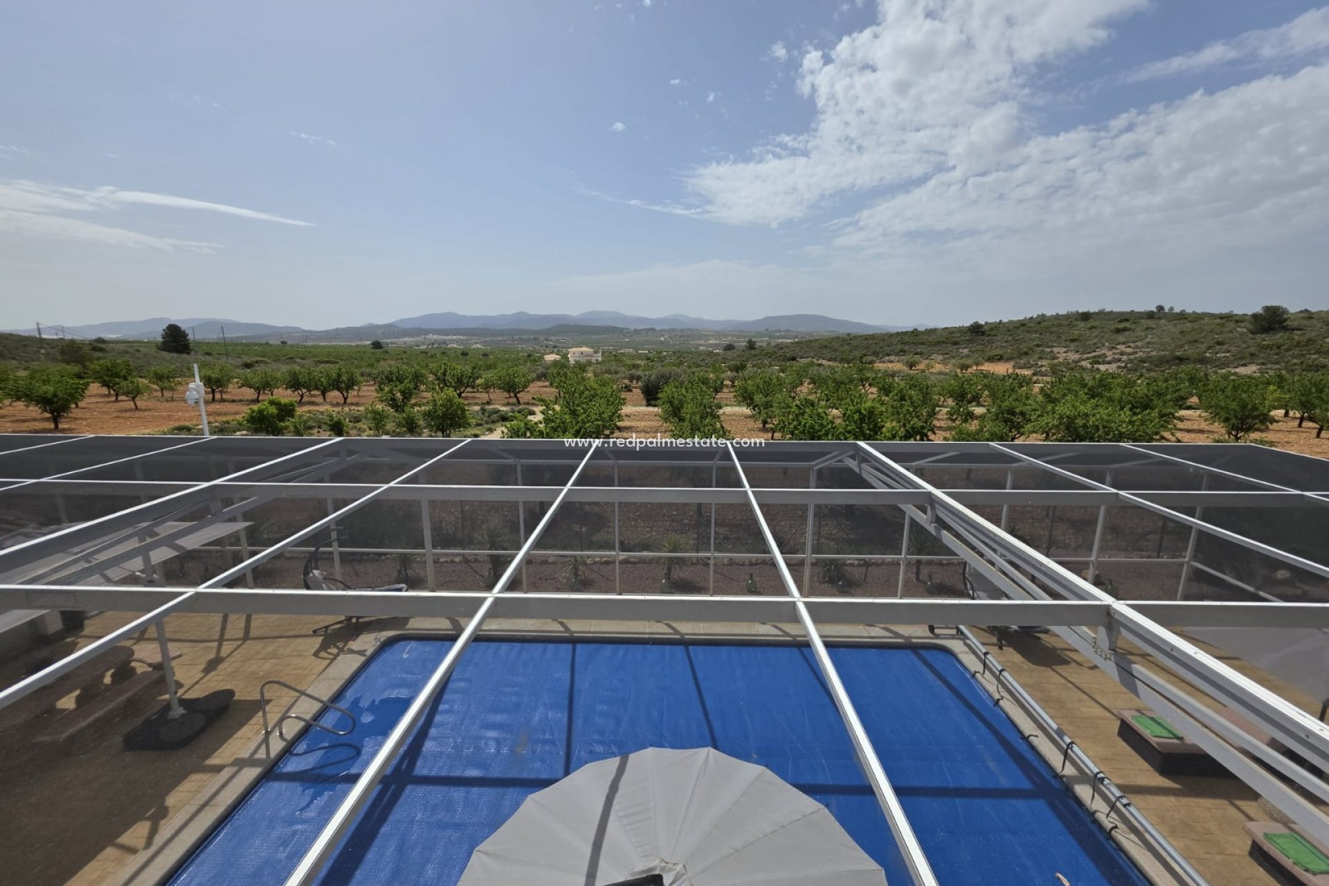 Reventa - Villa -
Pinoso - Inland