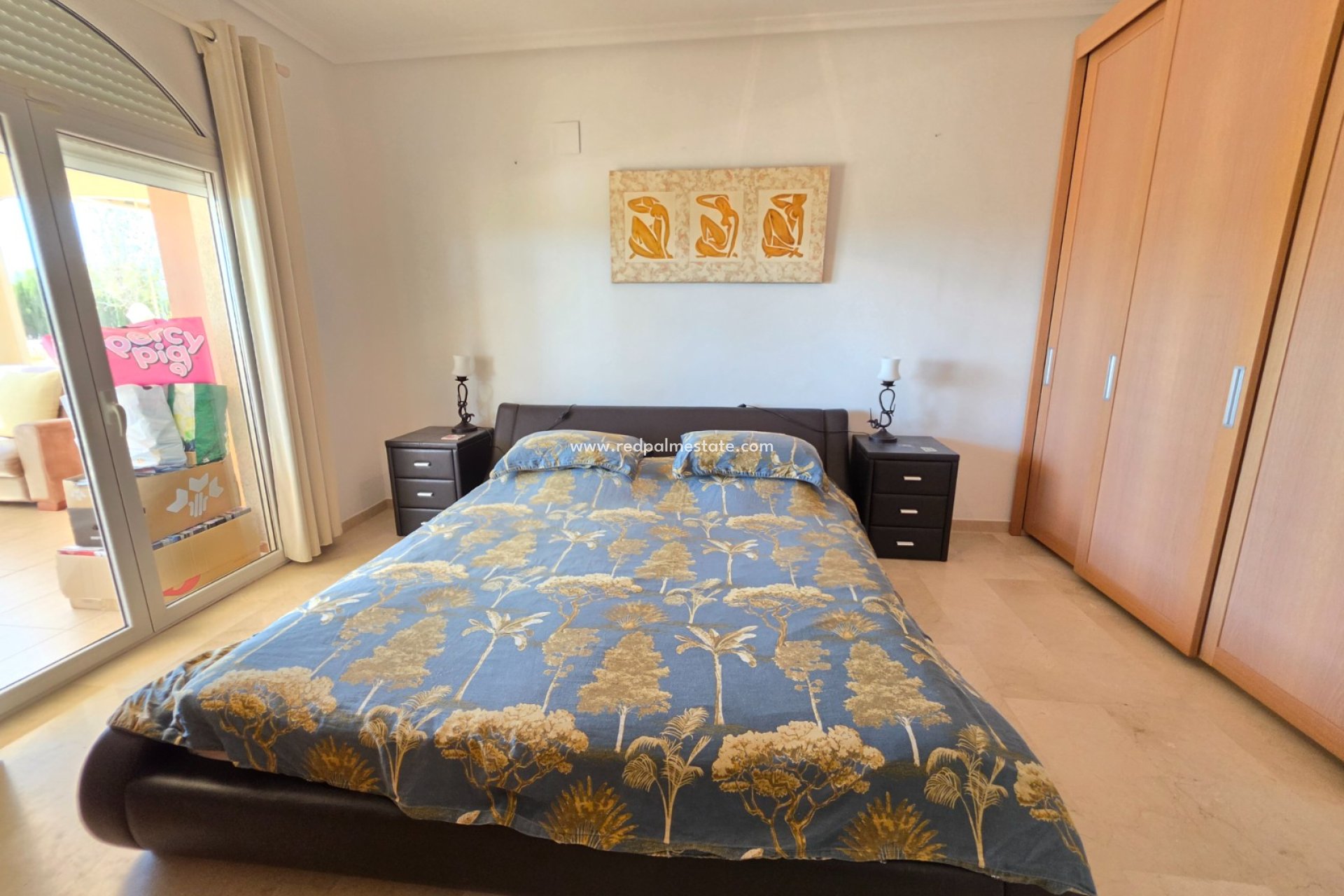 Reventa - Villa -
Pinoso - Inland
