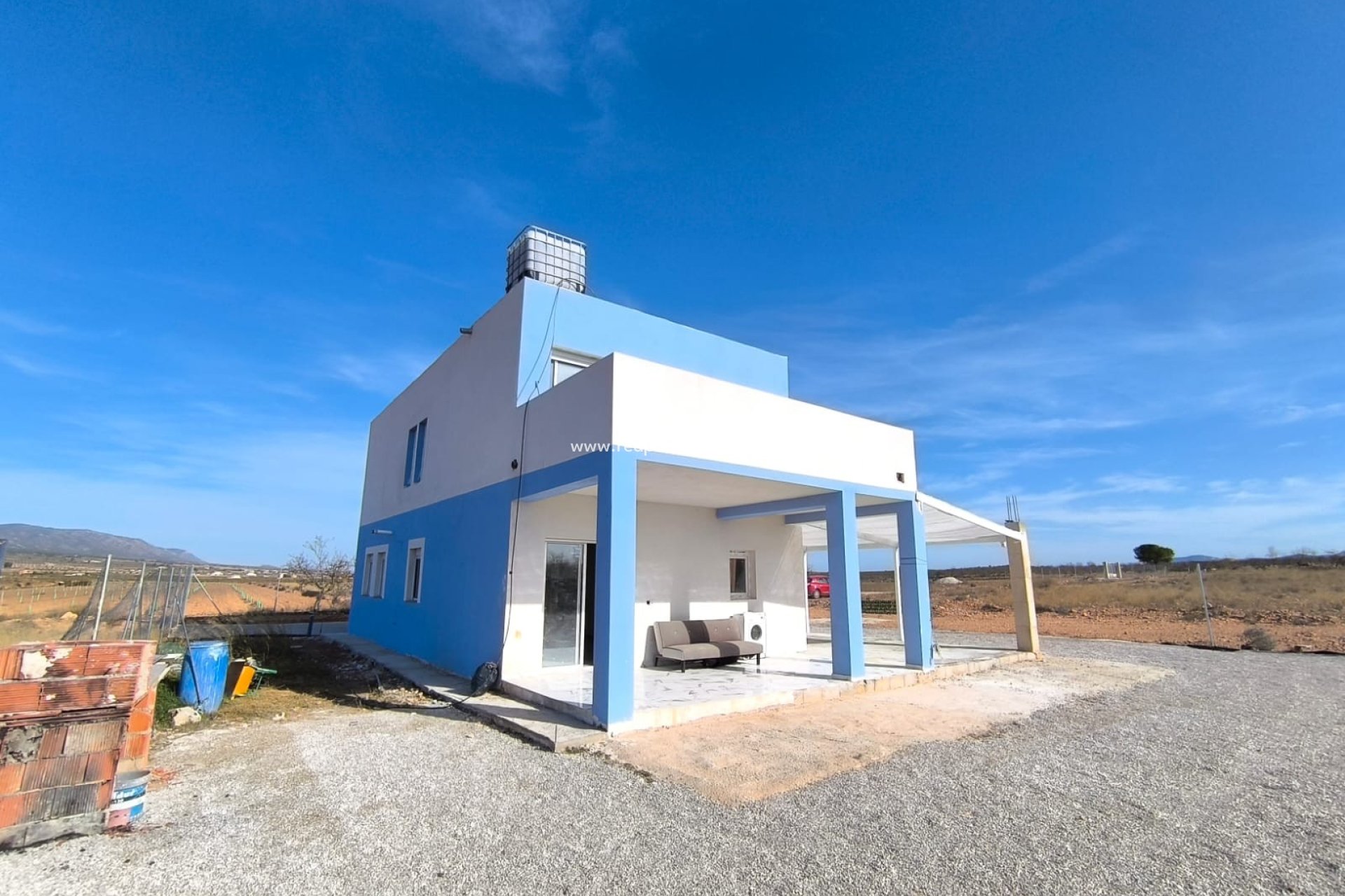 Reventa - Villa -
Pinoso - Inland