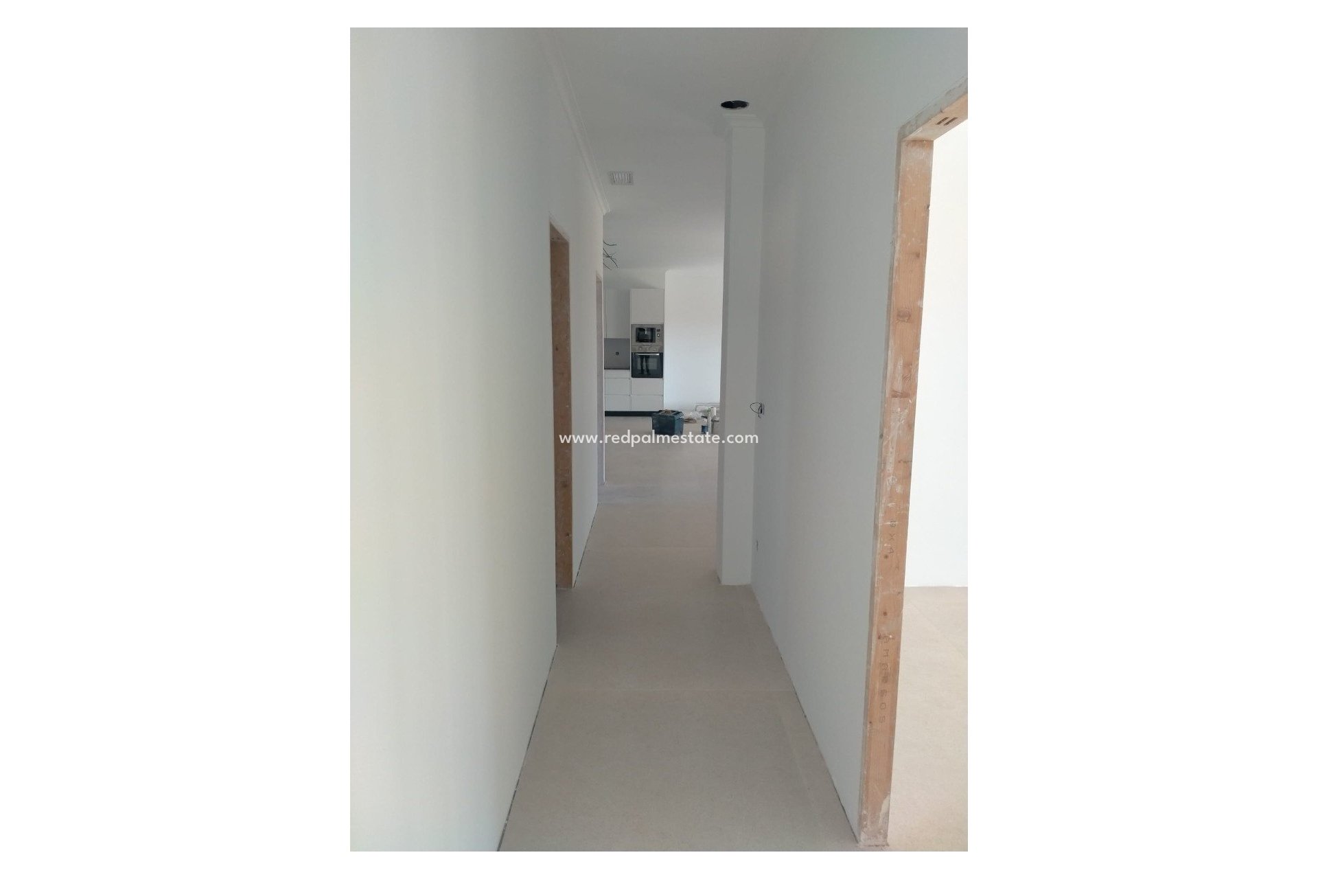 Reventa - Villa -
Pinoso - Inland