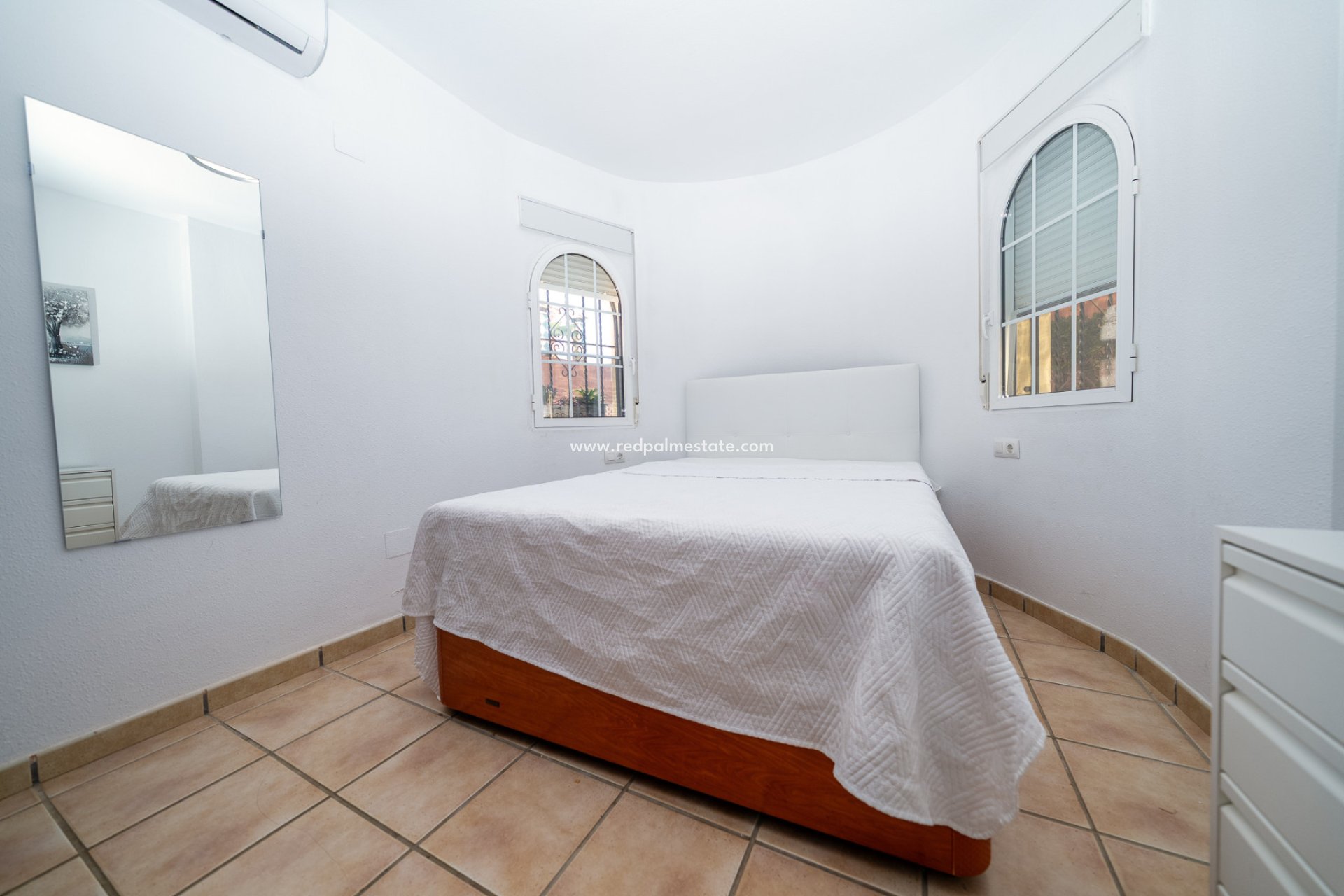 Reventa - Villa -
Playa Flamenca - Sportcentre