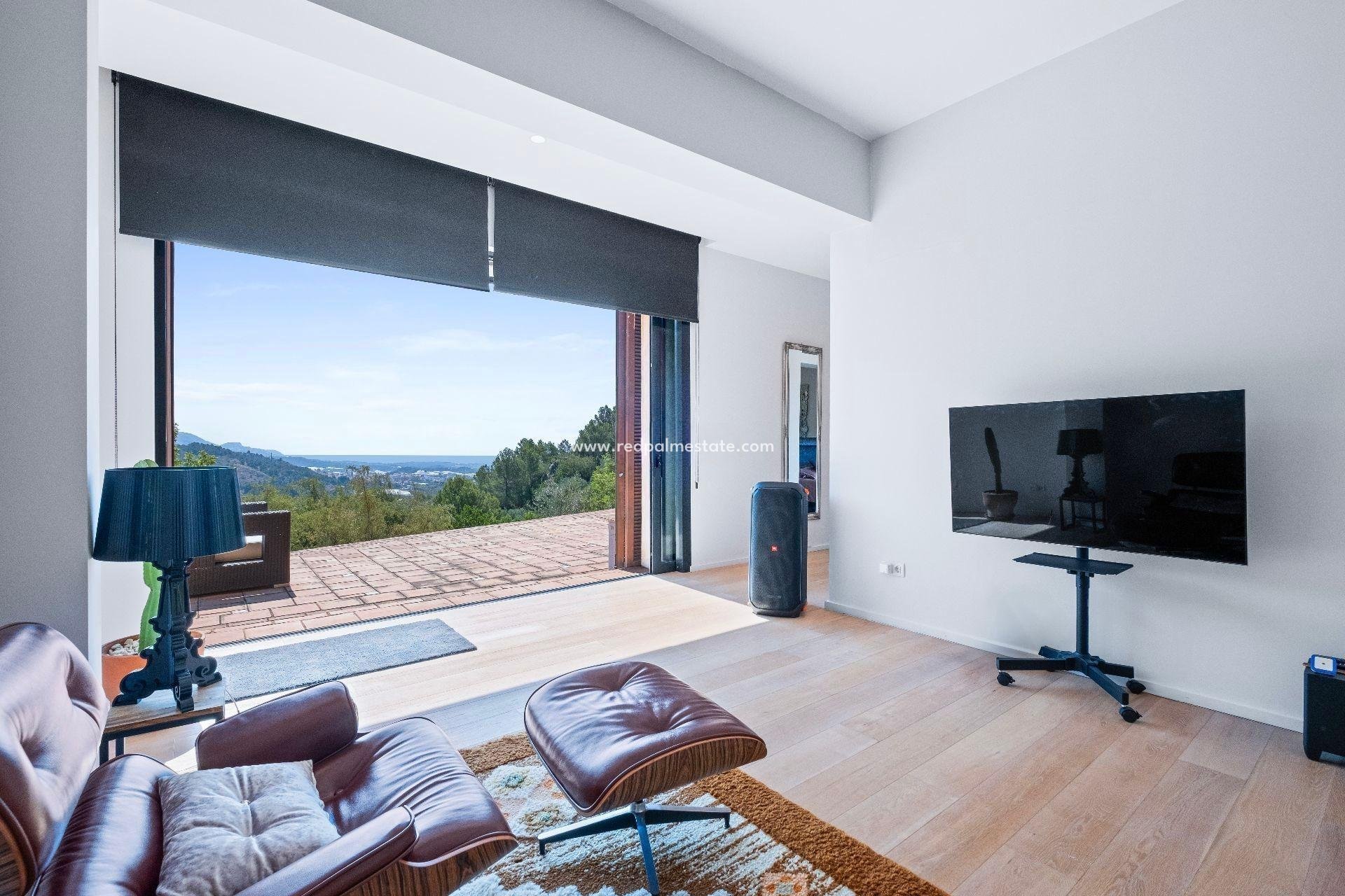 Reventa - Villa -
Polop - Xirles