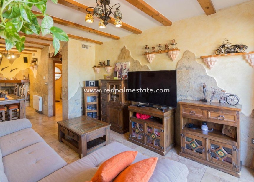 Reventa - Villa -
Redován - Comunidad Valenciana