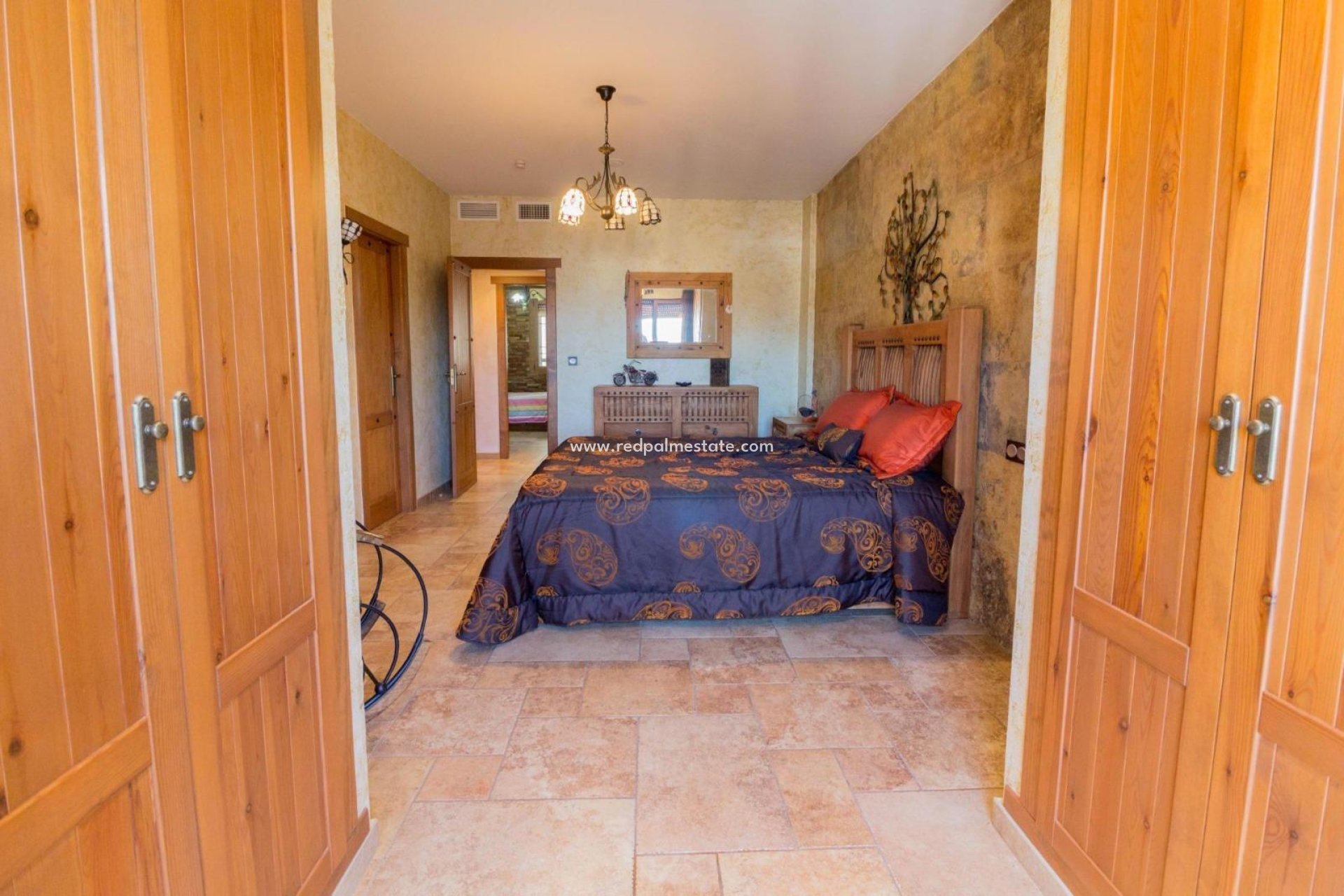 Reventa - Villa -
Redován - Comunidad Valenciana