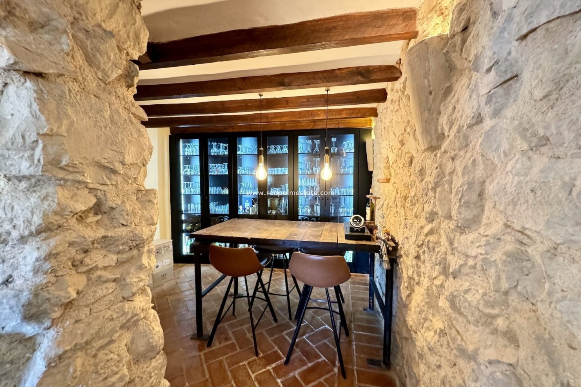 Reventa - Villa -
Relleu - Inland