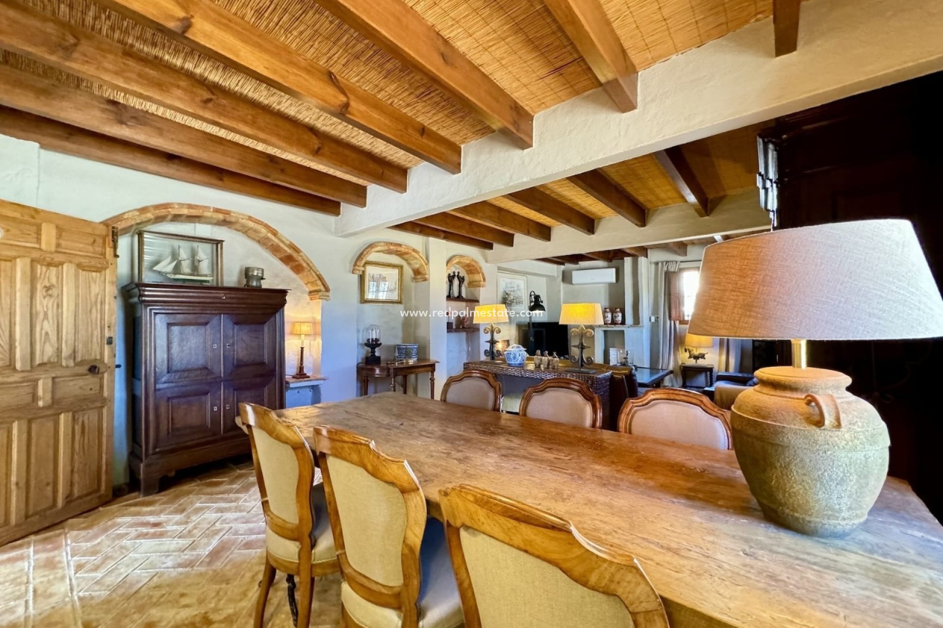 Reventa - Villa -
Relleu - Inland