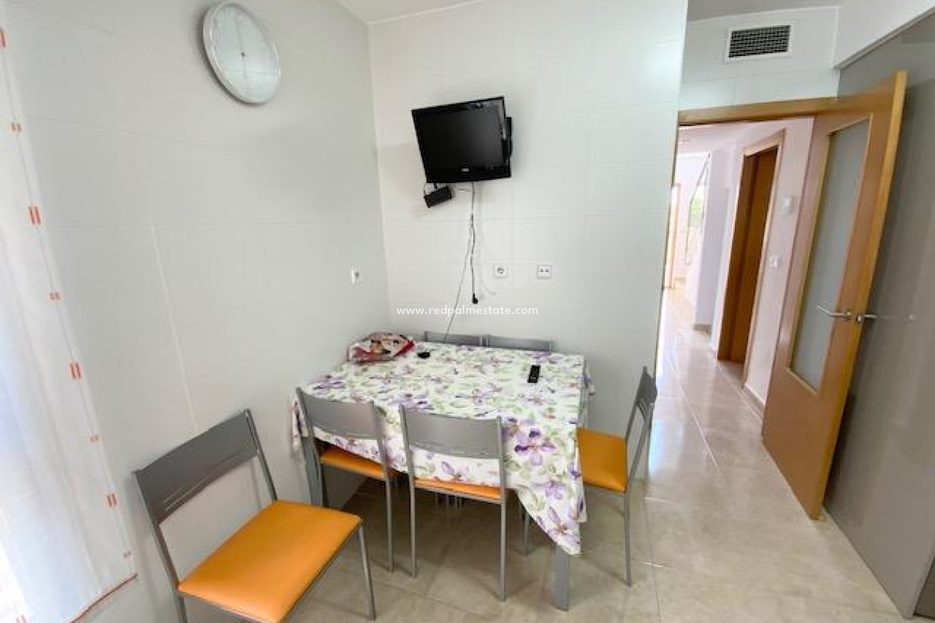 Reventa - Villa -
ROLDAN - Inland