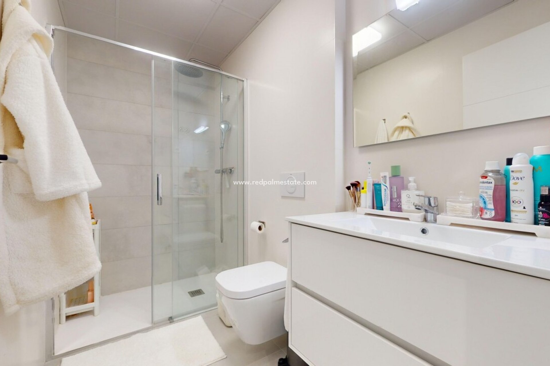 Reventa - Villa -
ROLDAN - Inland