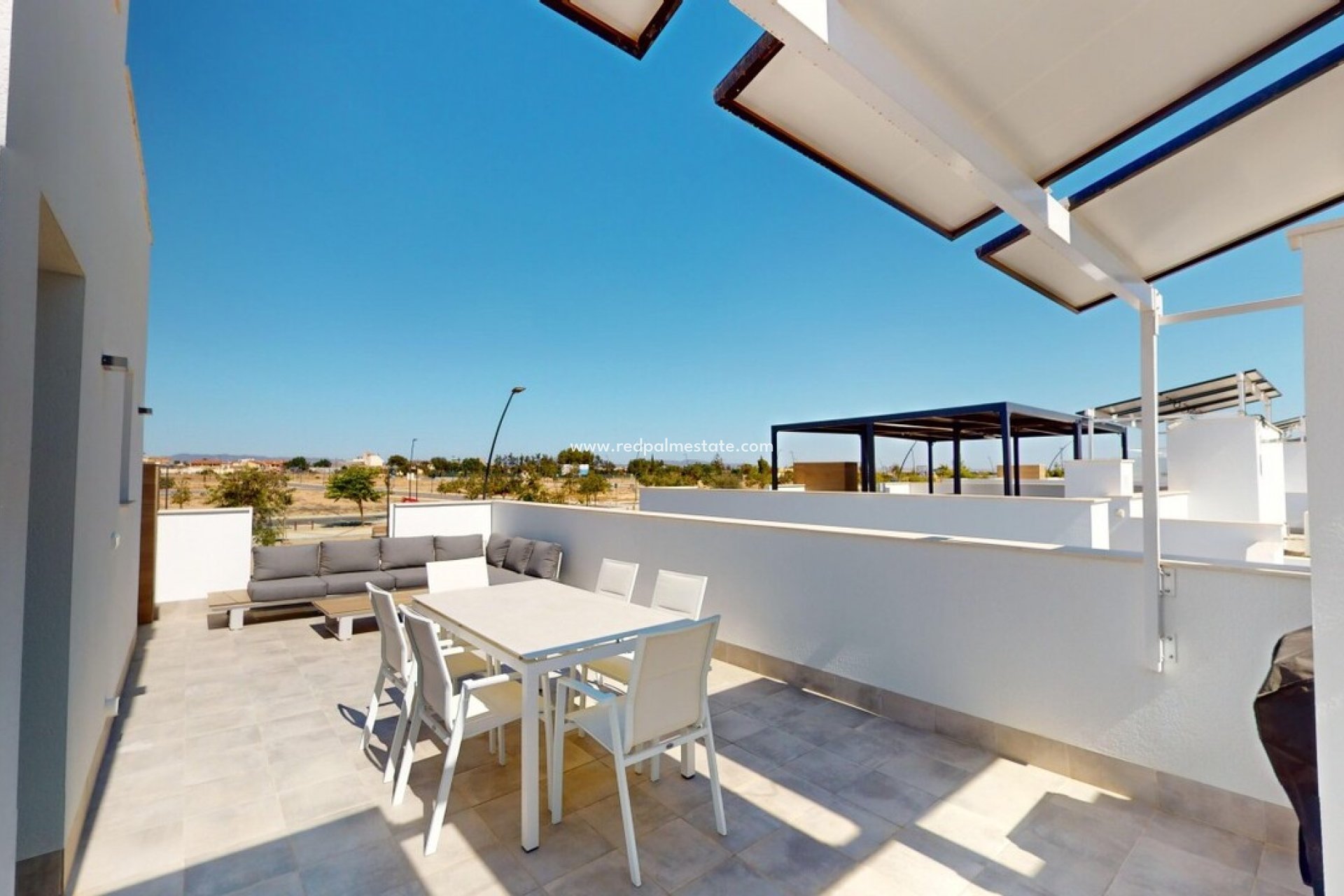 Reventa - Villa -
ROLDAN - Inland