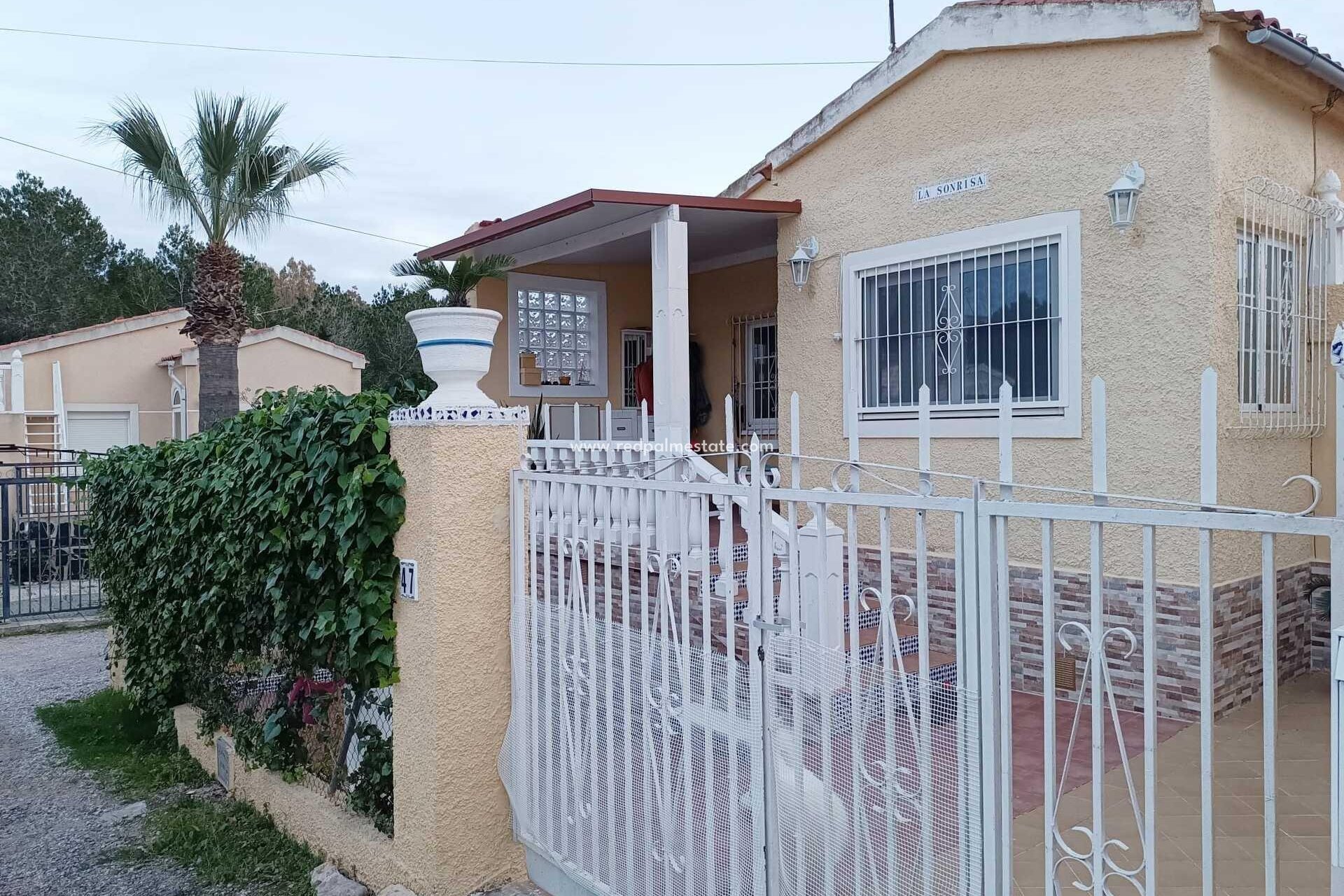 Reventa - Villa -
San Fulgencio - La Marina
