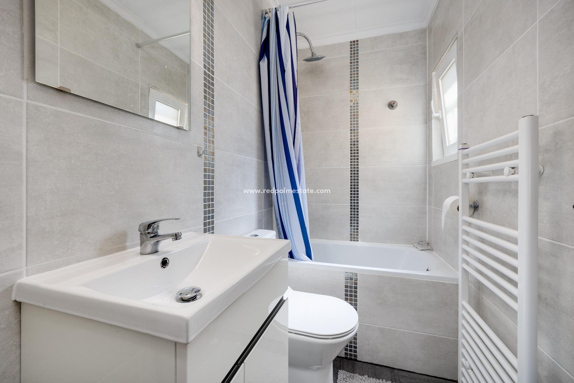 Reventa - Villa -
San Fulgencio - La Marina