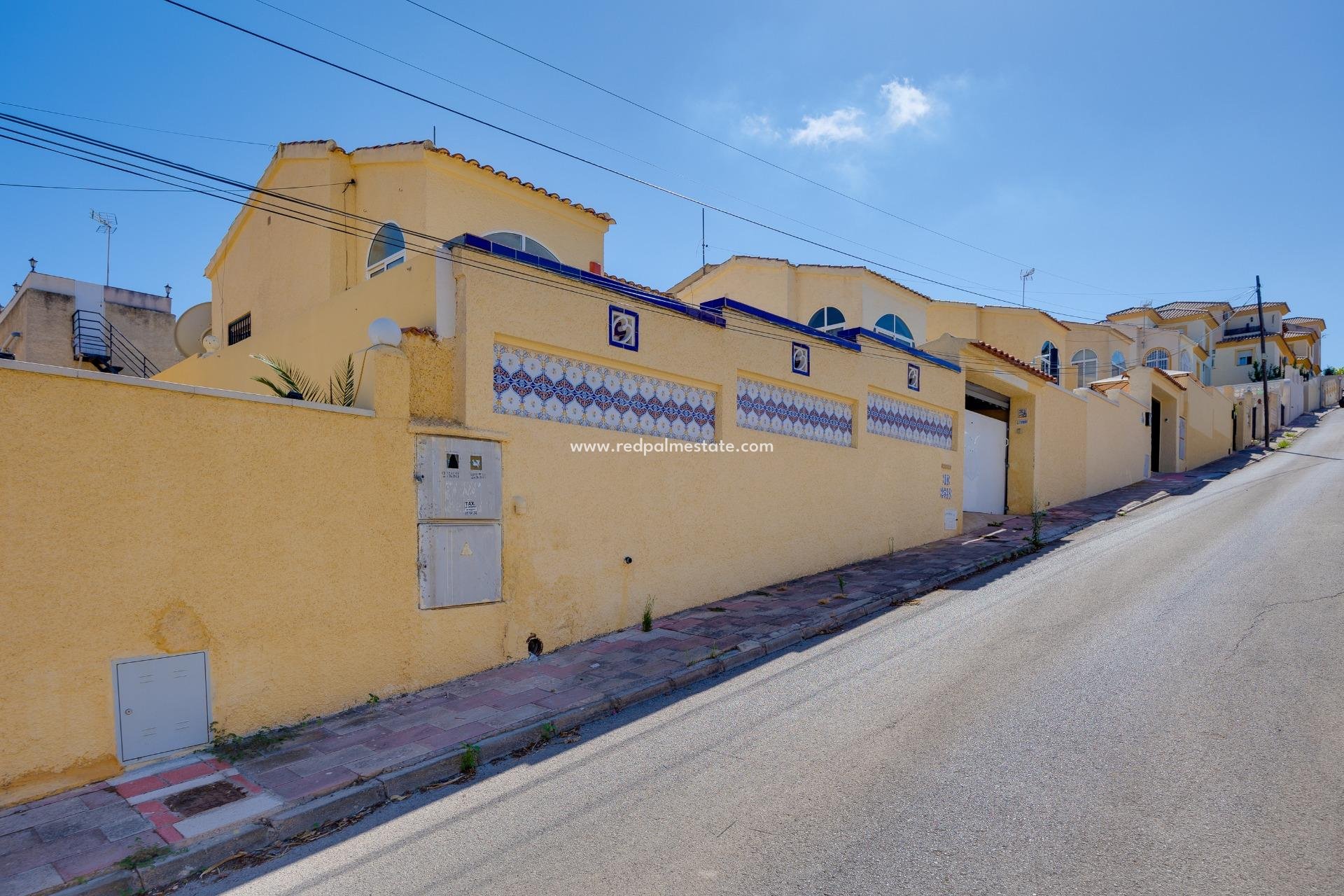 Reventa - Villa -
San Fulgencio - La Marina