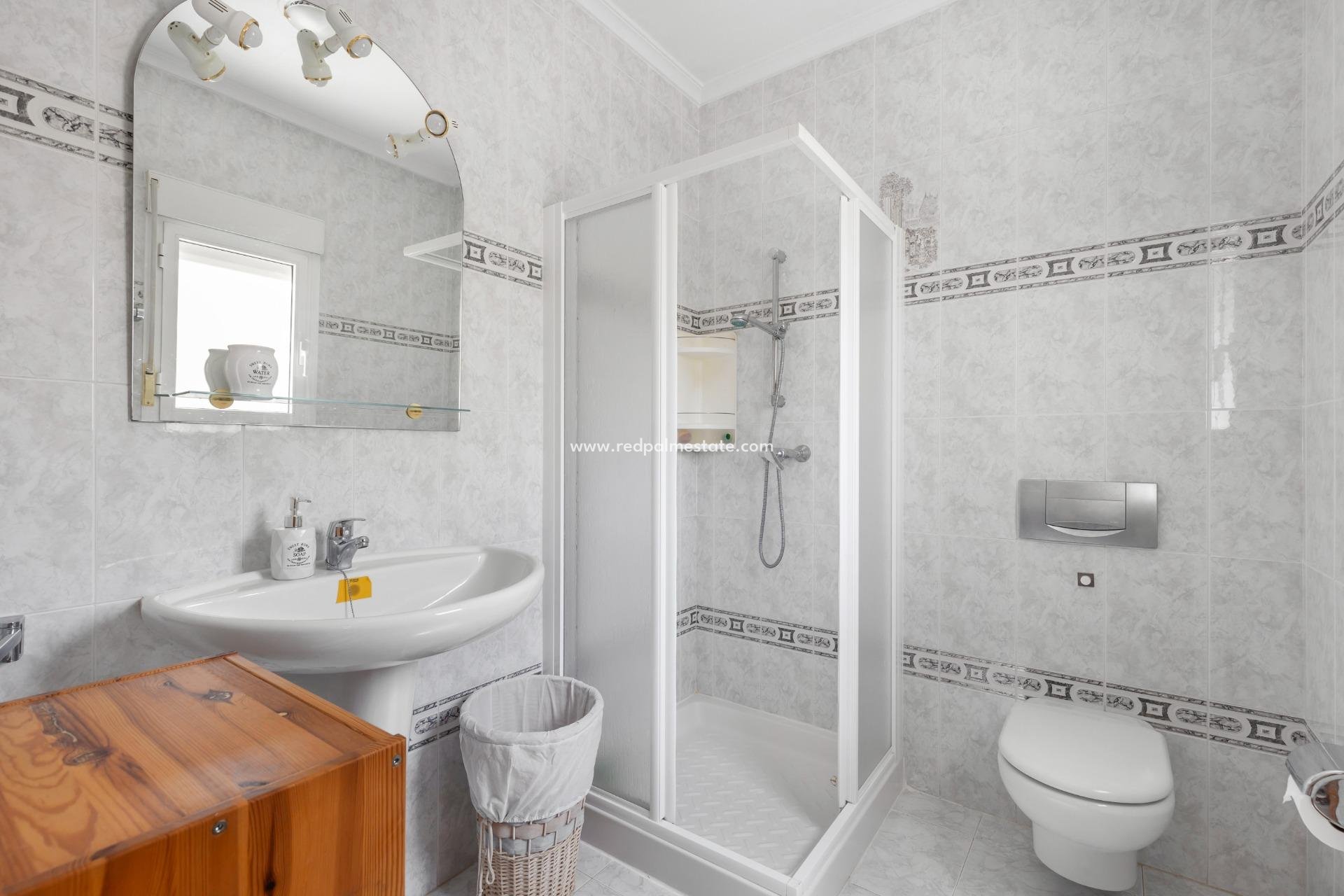 Reventa - Villa -
San Fulgencio - Urb. La Marina