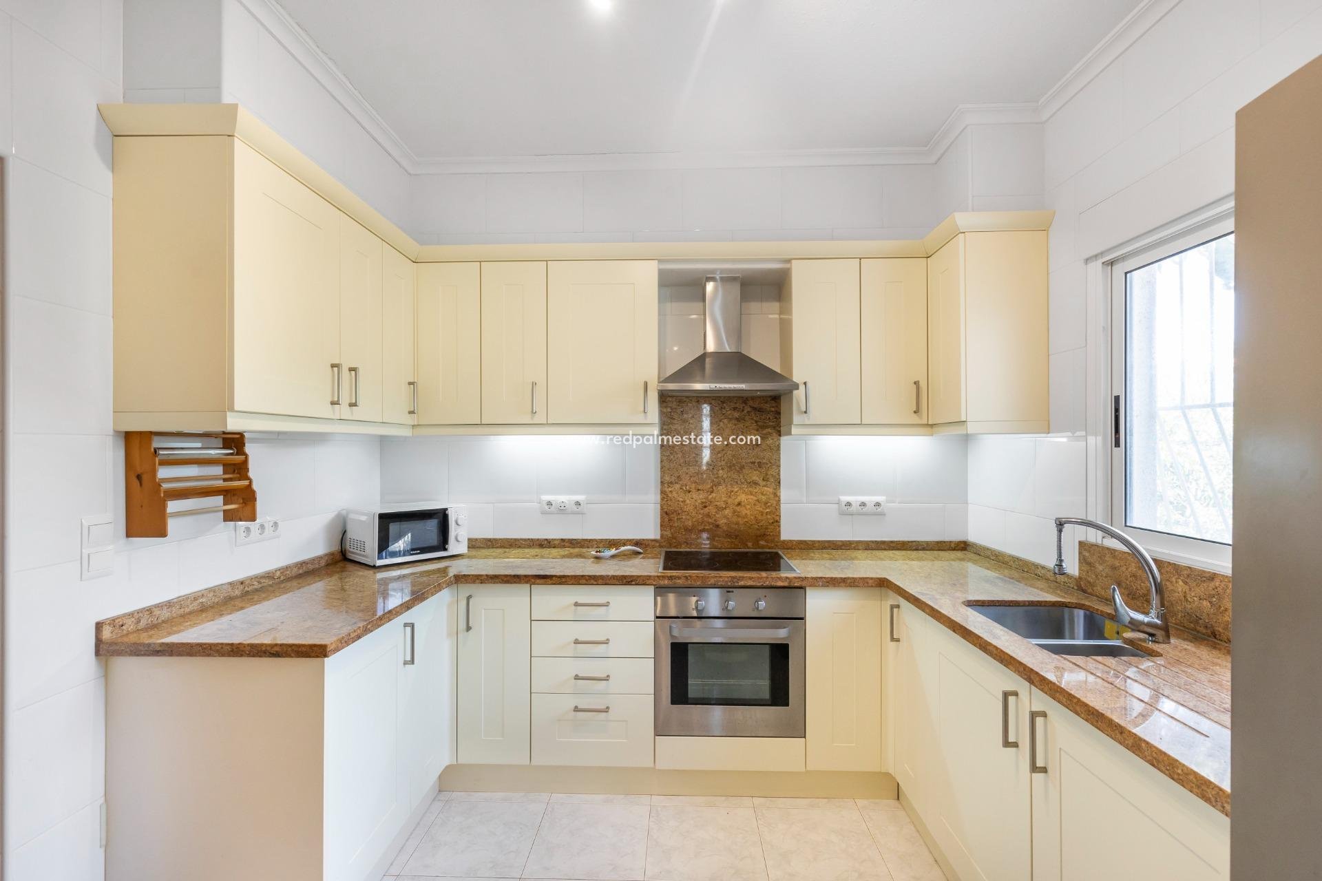 Reventa - Villa -
San Fulgencio