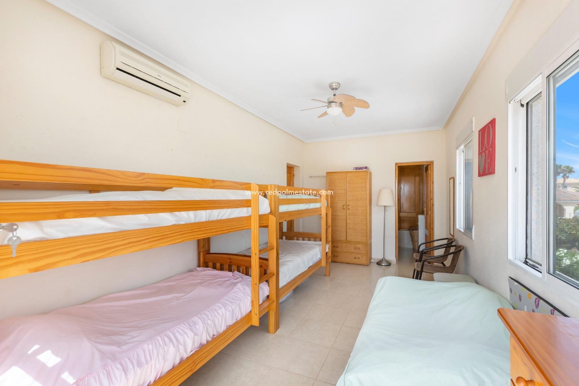 Reventa - Villa -
San Fulgencio