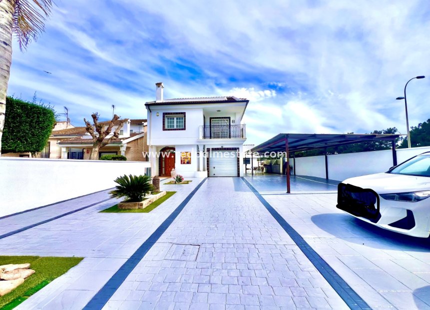 Reventa - Villa -
San Javier