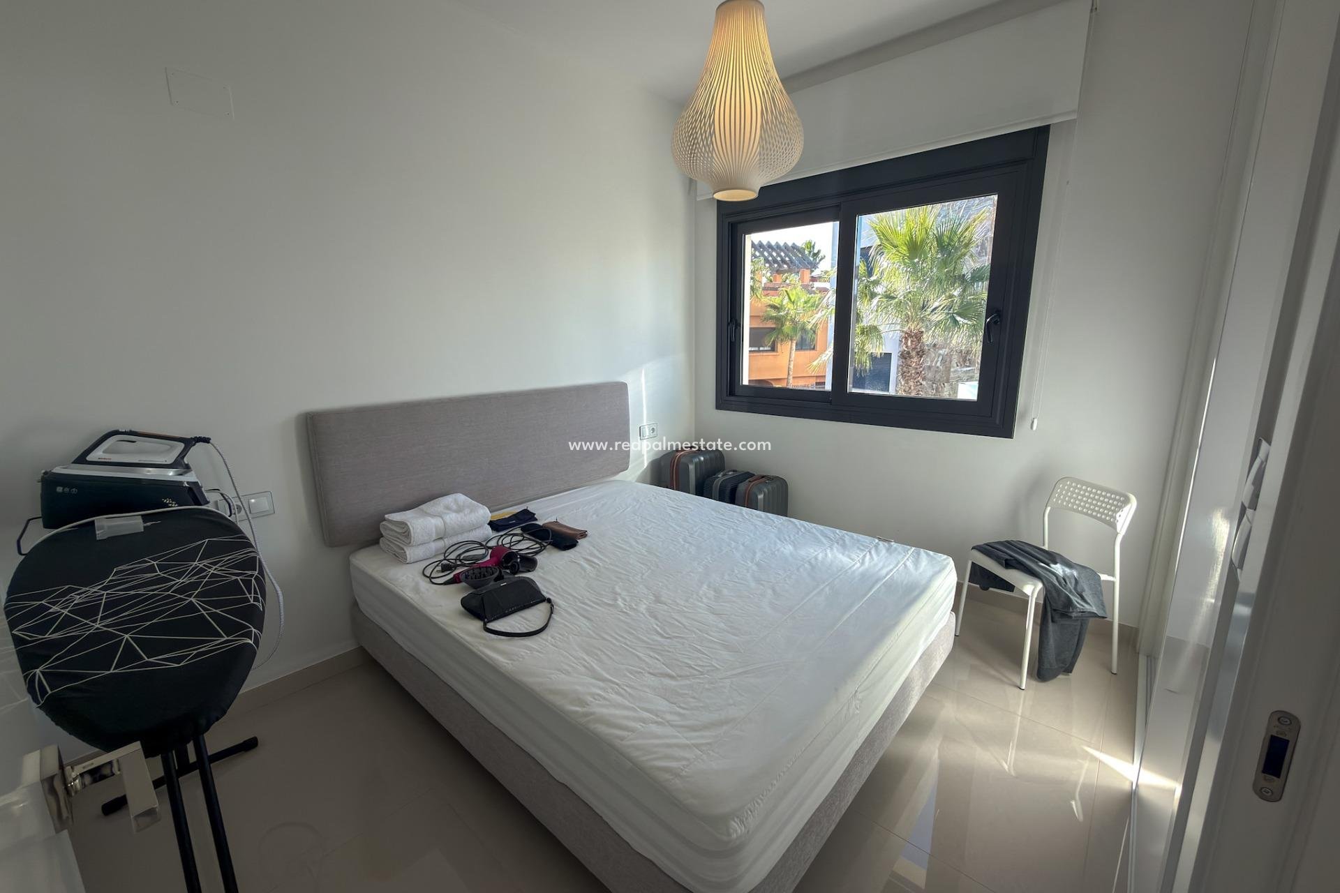 Reventa - Villa -
San Miguel de Salinas - Bellavista