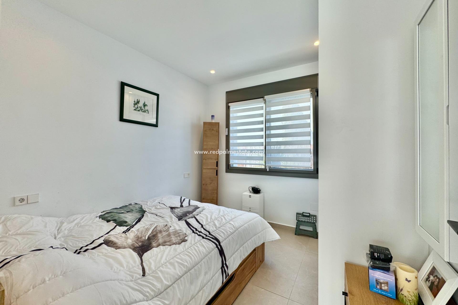 Reventa - Villa -
San Miguel de Salinas - Blue Lagoon - Galán