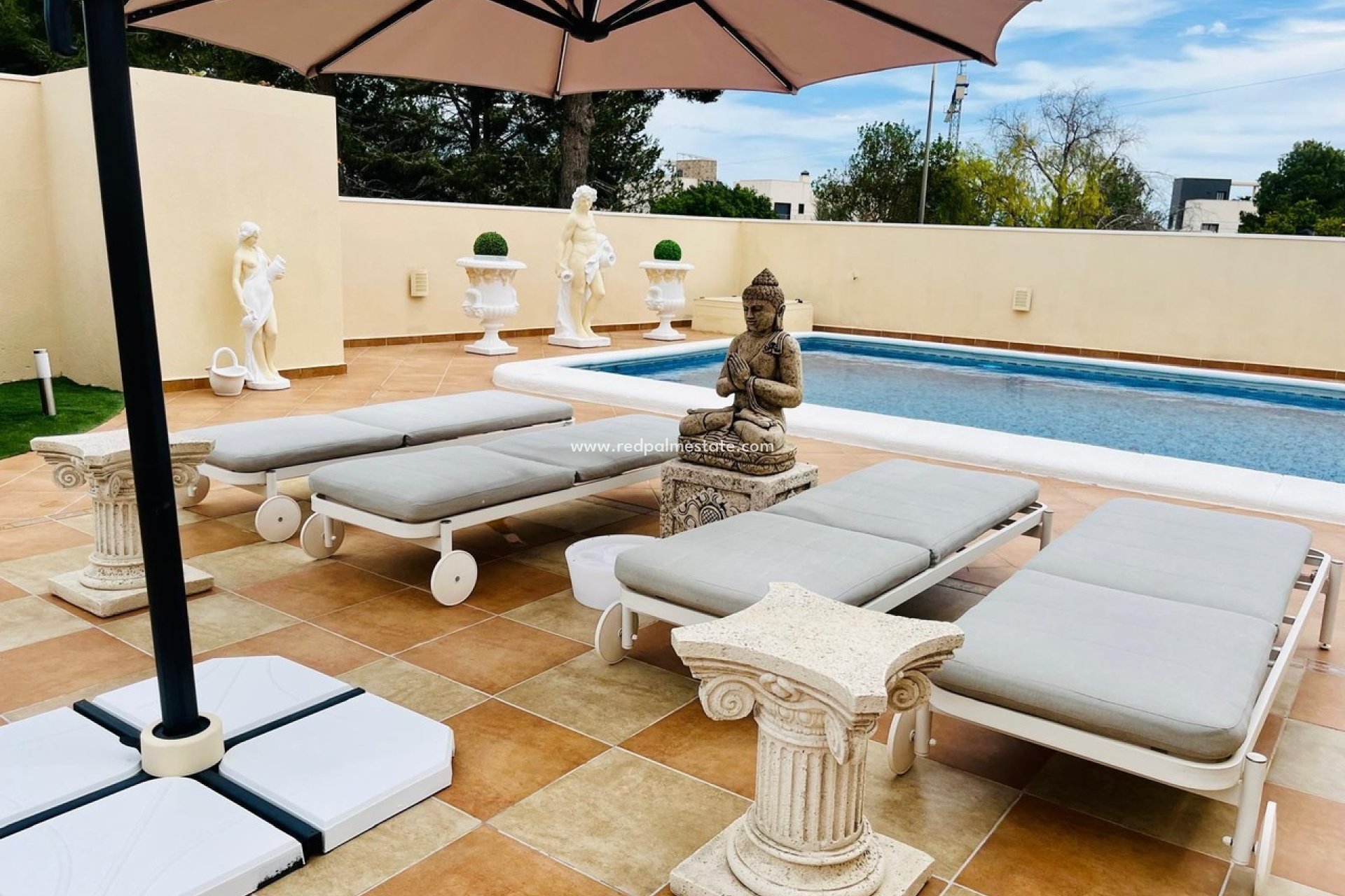 Reventa - Villa -
San Miguel de Salinas - Inland