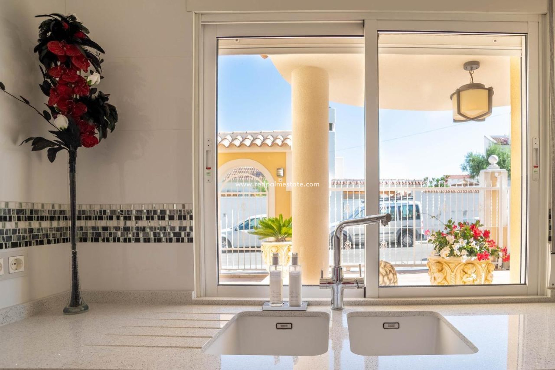 Reventa - Villa -
San Miguel de Salinas - Inland