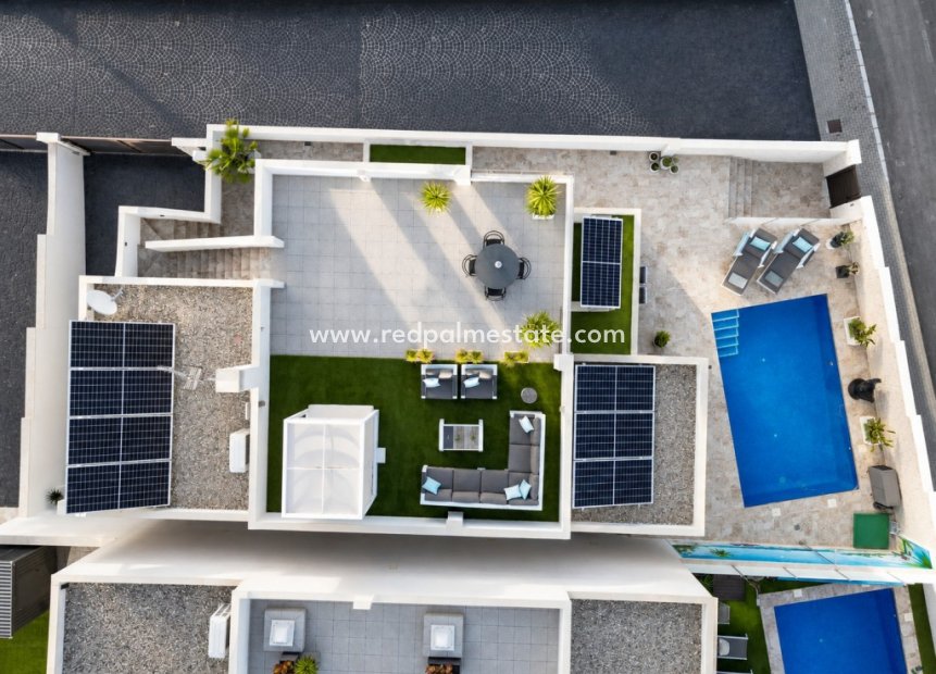 Reventa - Villa -
San Miguel de Salinas - Inland