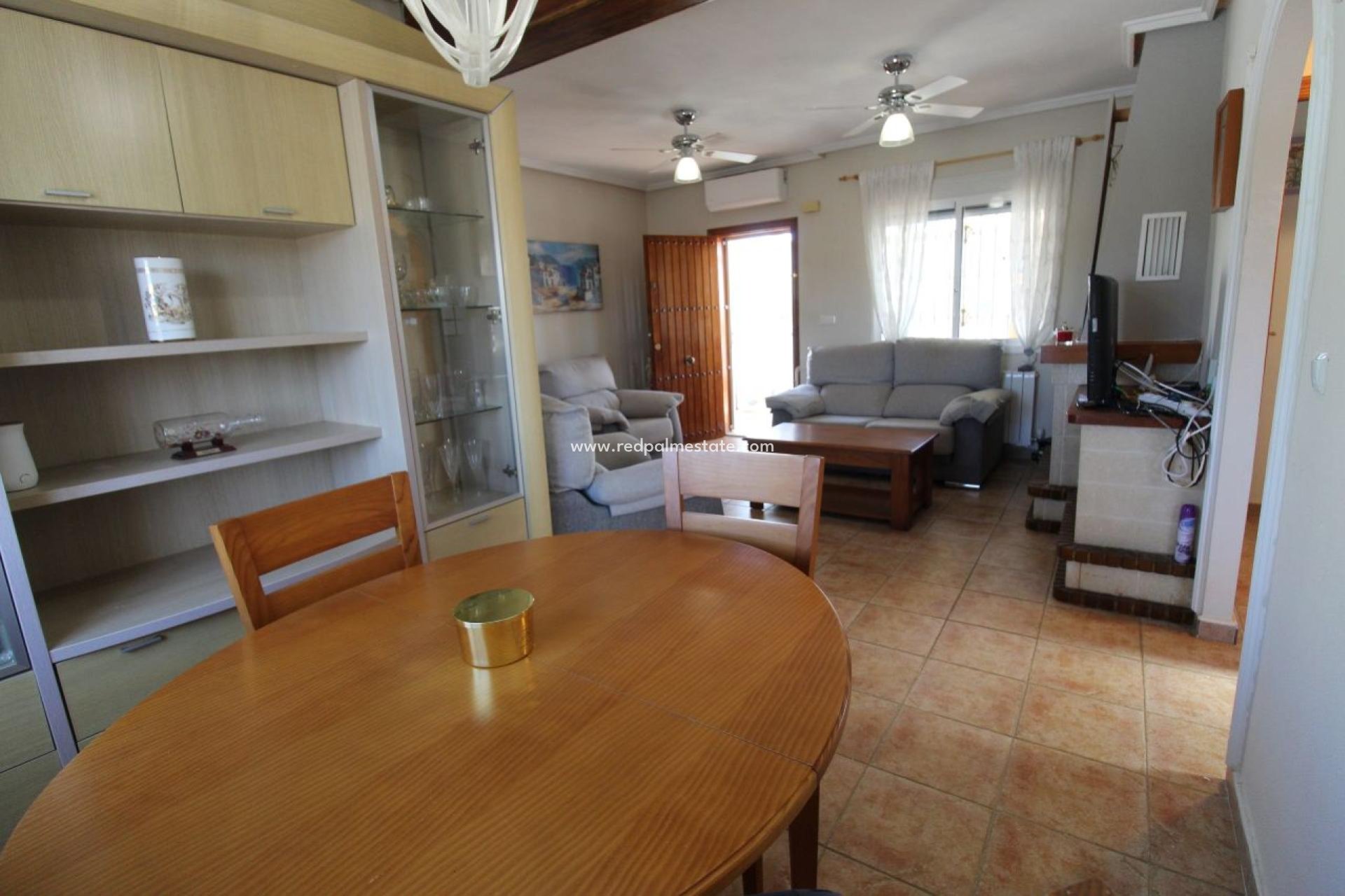 Reventa - Villa -
San Miguel de Salinas - Inland