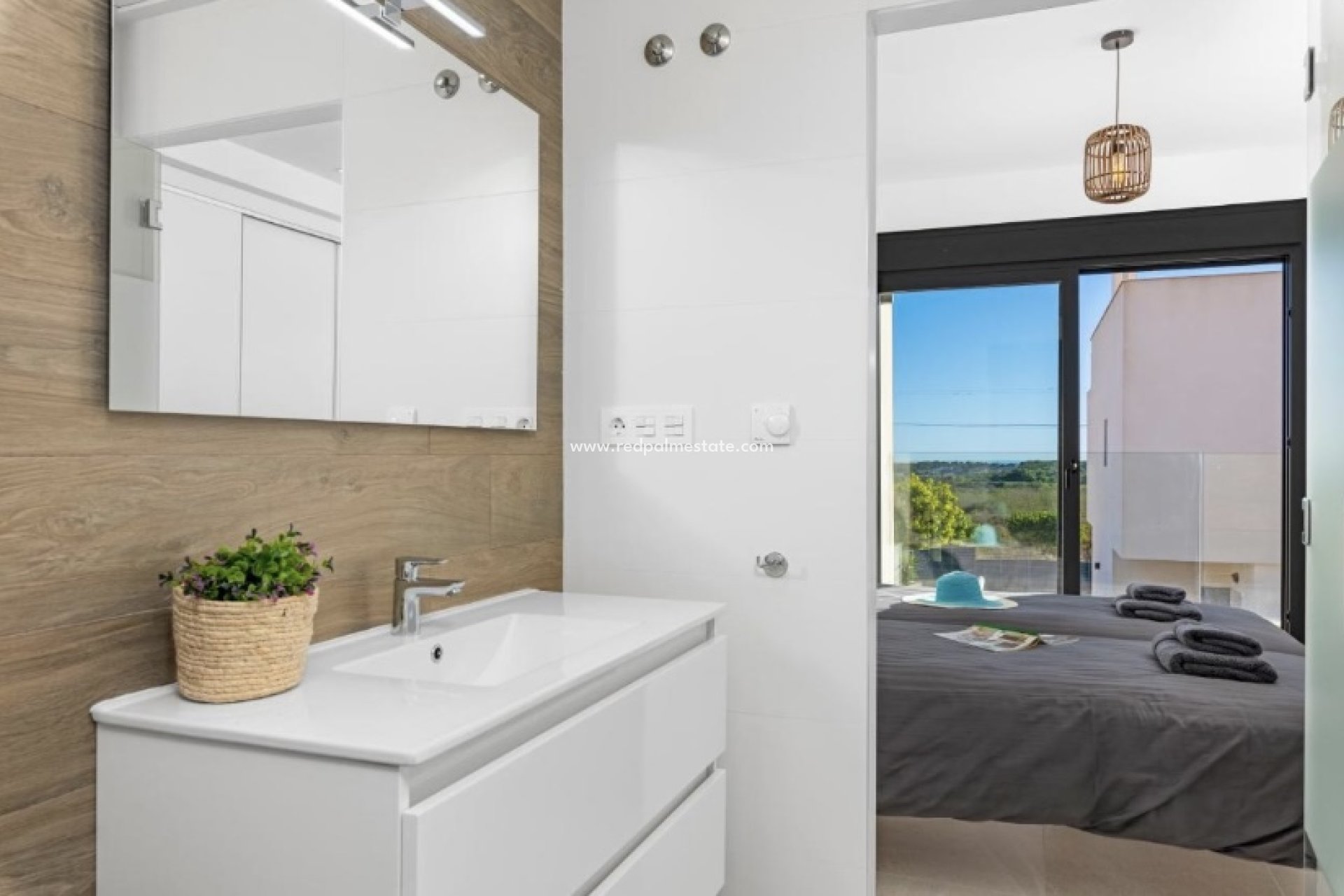 Reventa - Villa -
San Miguel de Salinas - Inland