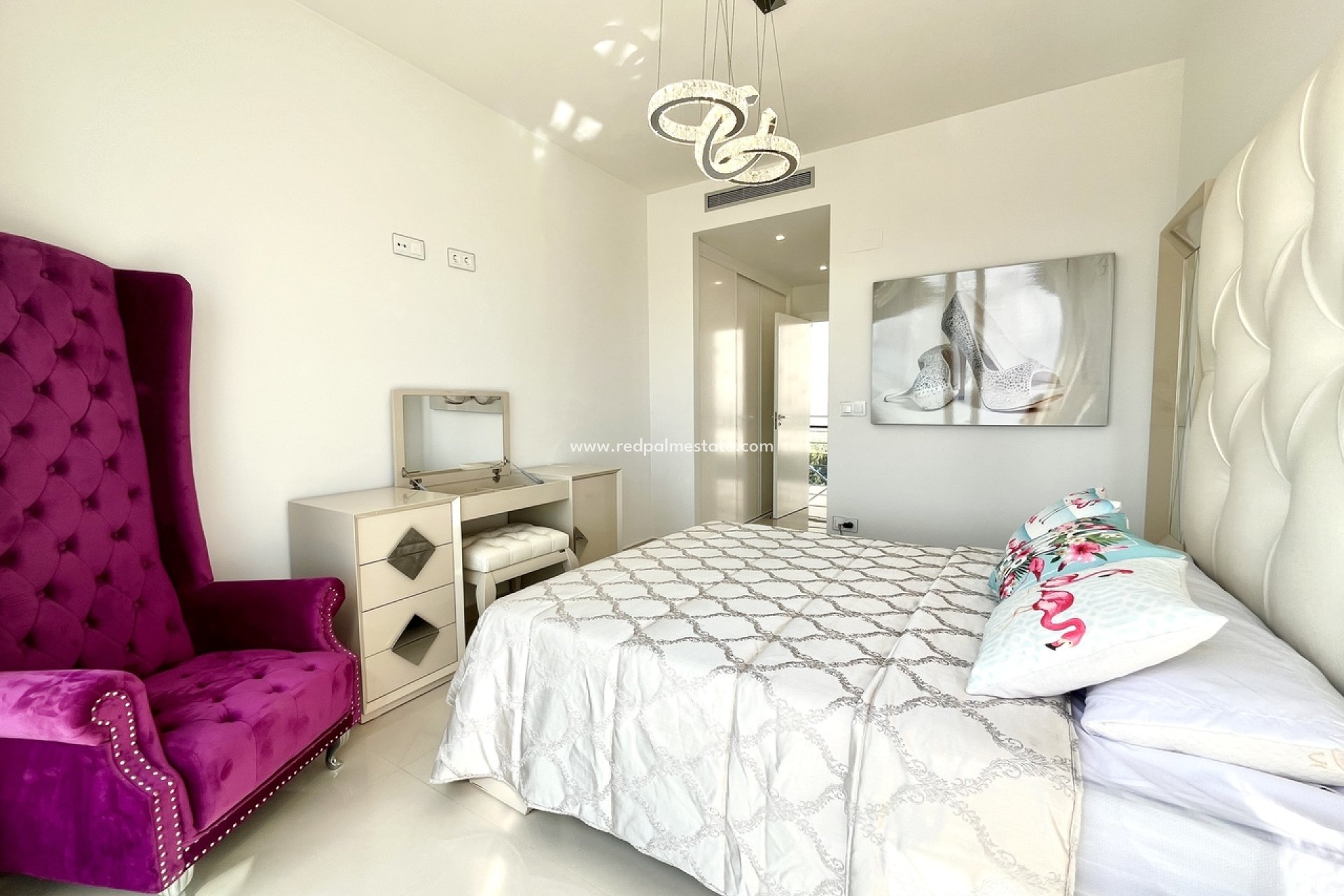 Reventa - Villa -
San Miguel de Salinas - Inland