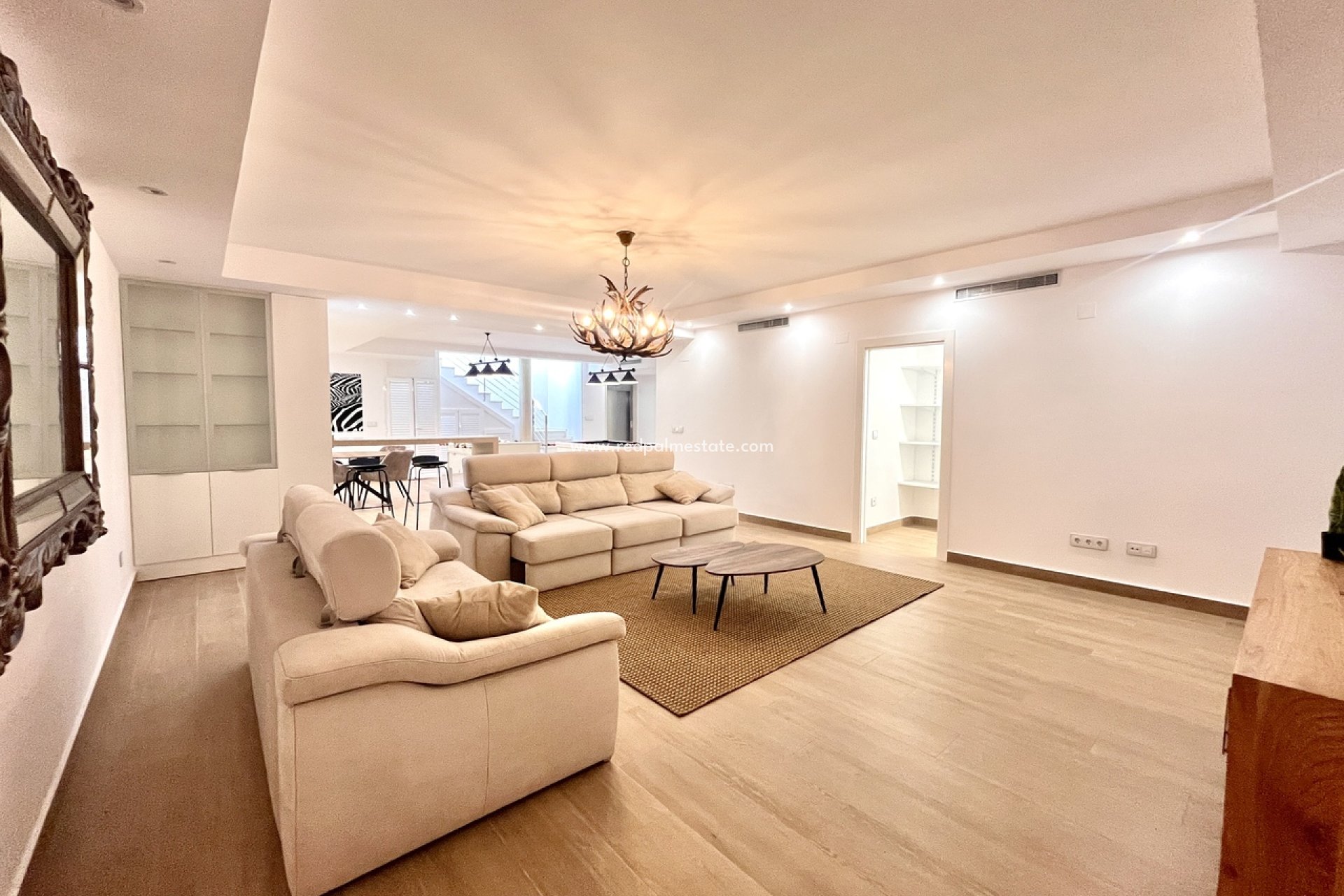 Reventa - Villa -
San Miguel de Salinas - Inland