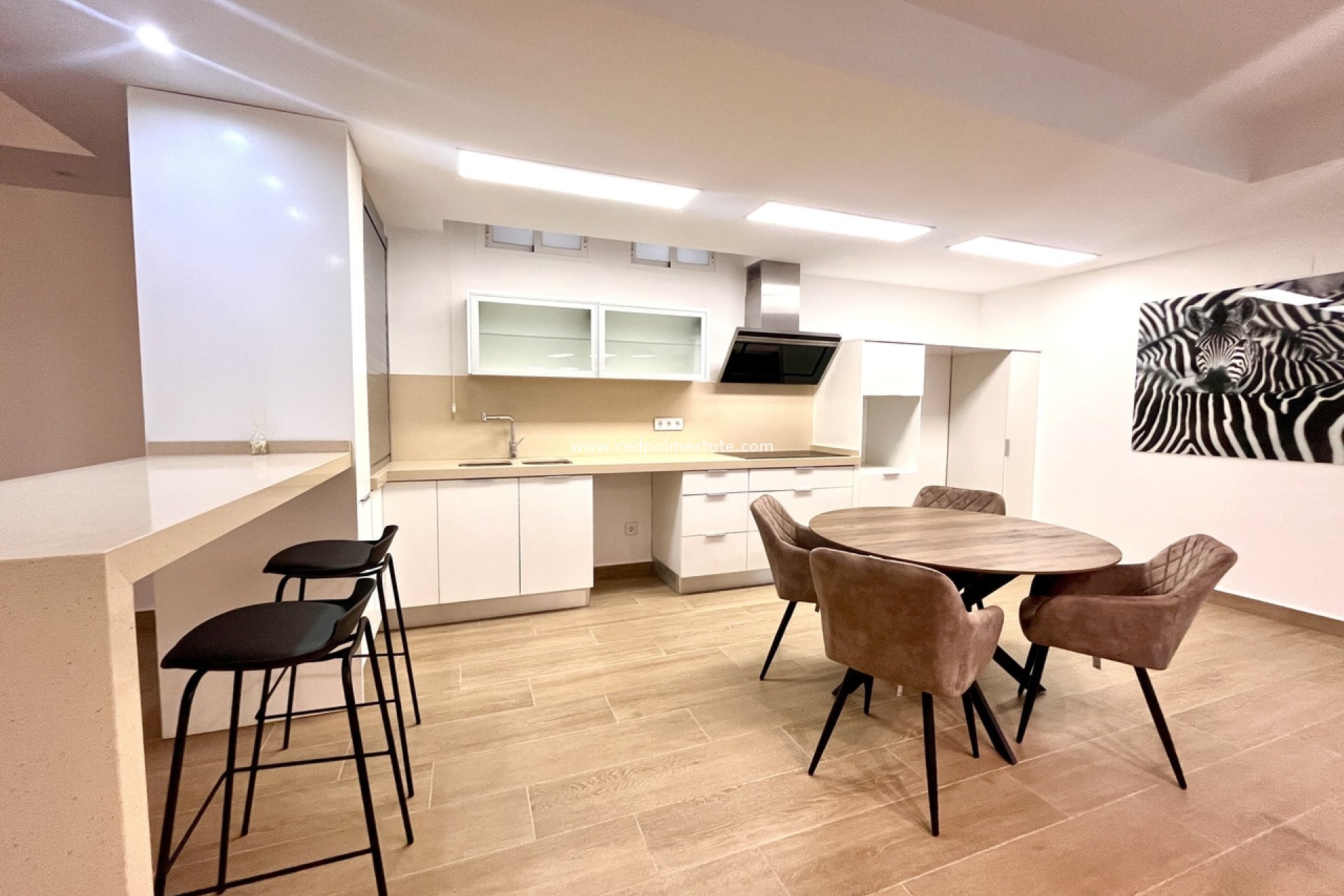 Reventa - Villa -
San Miguel de Salinas - Inland