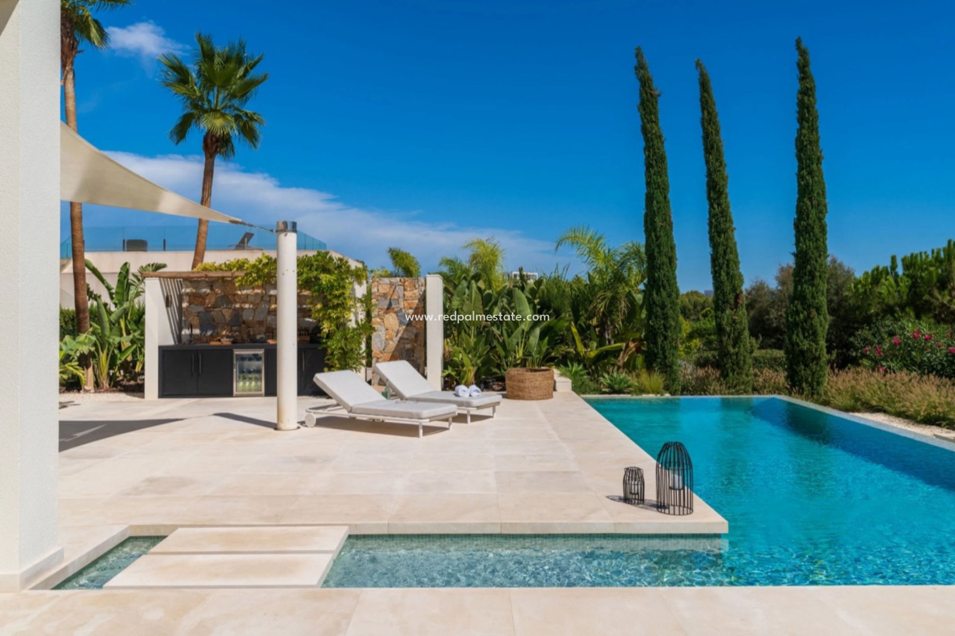 Reventa - Villa -
San Miguel de Salinas - Inland