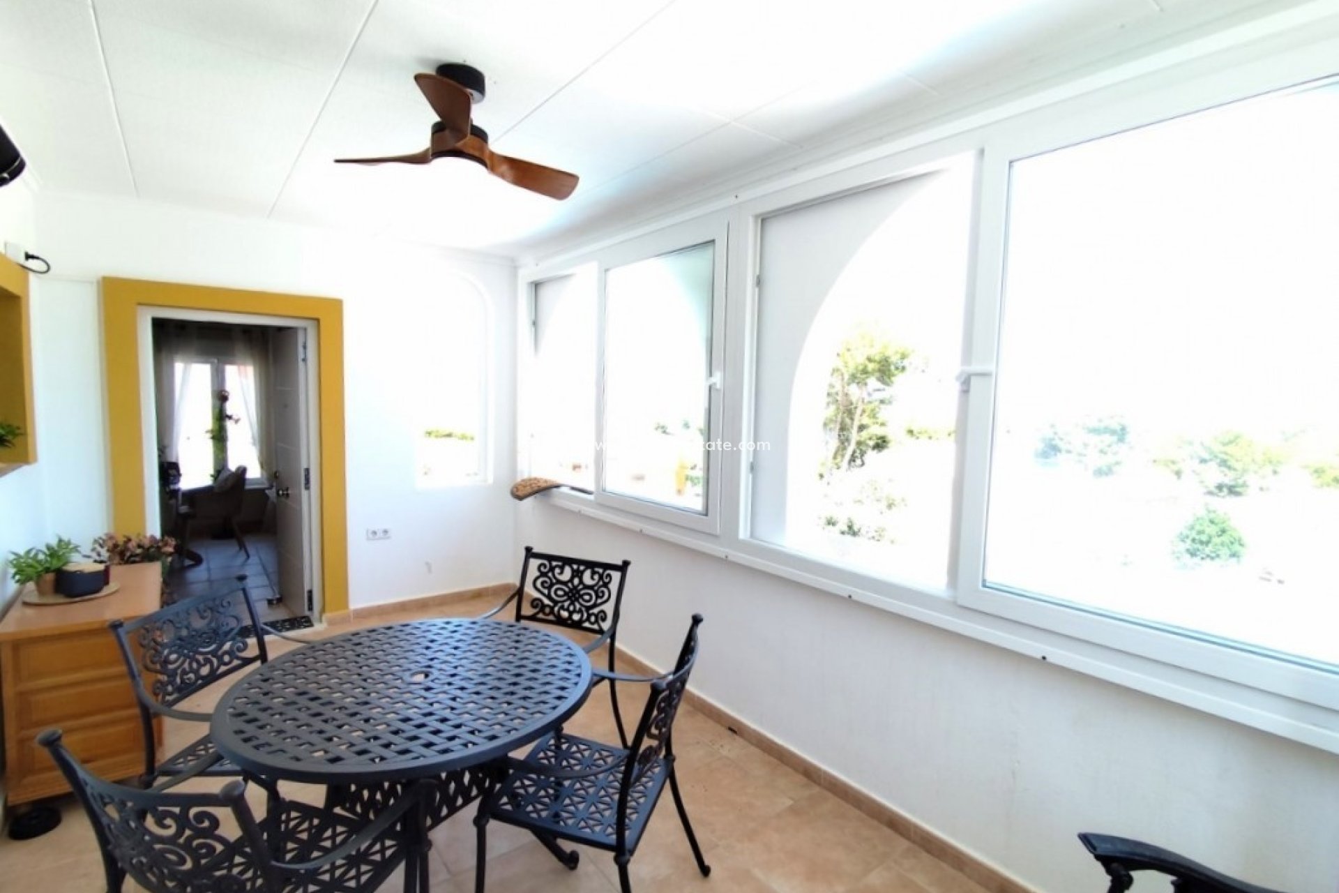 Reventa - Villa -
San Miguel de Salinas - Inland