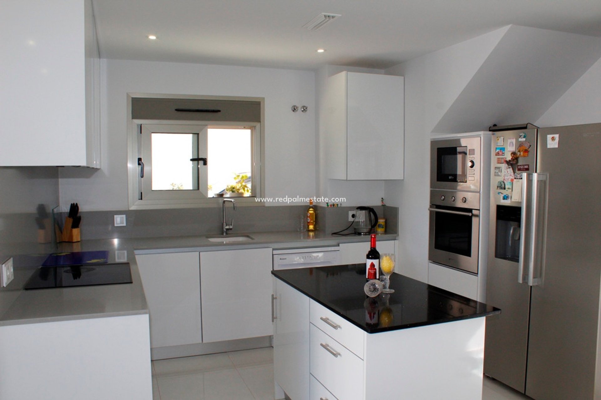 Reventa - Villa -
San Miguel de Salinas - Inland