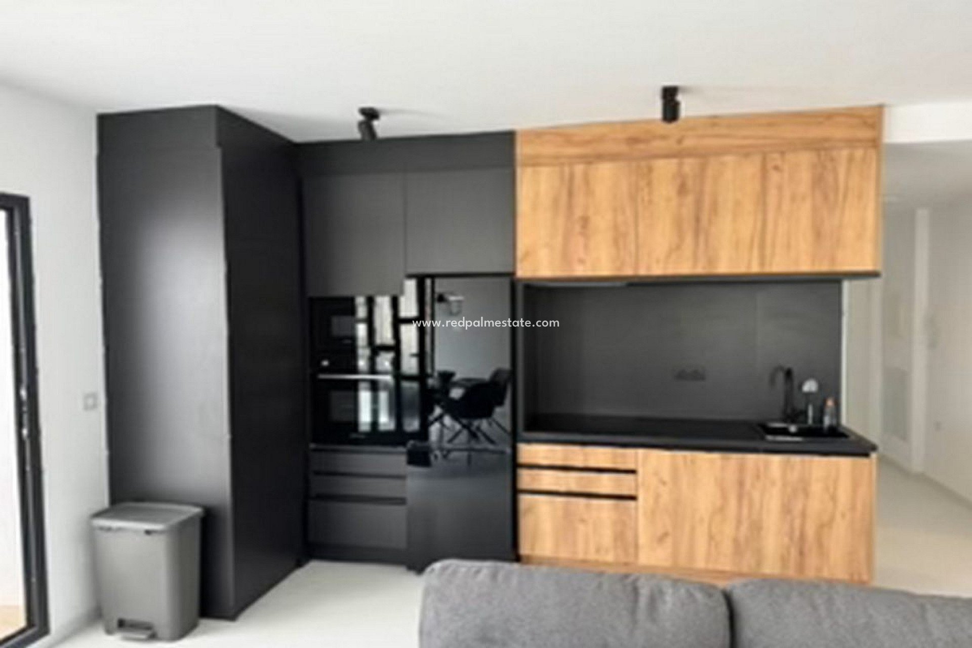 Reventa - Villa -
San Miguel de Salinas - Inland